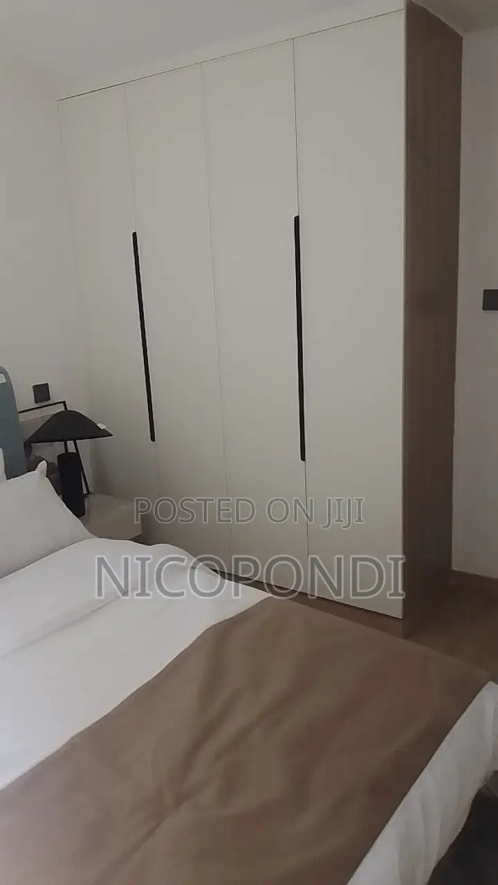2bdrm Apartment in Lavington, Valley Arcade for sale in Valley Arcade