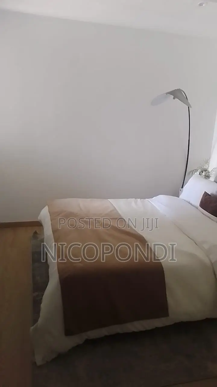 2bdrm Apartment in Lavington, Valley Arcade for sale in Valley Arcade