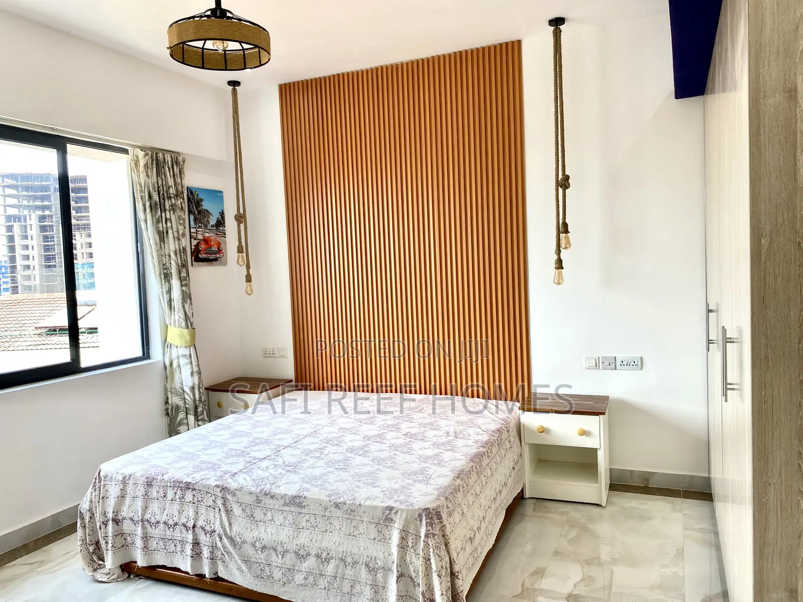 Furnished 4bdrm Apartment in Kizingo for sale in Kizingo