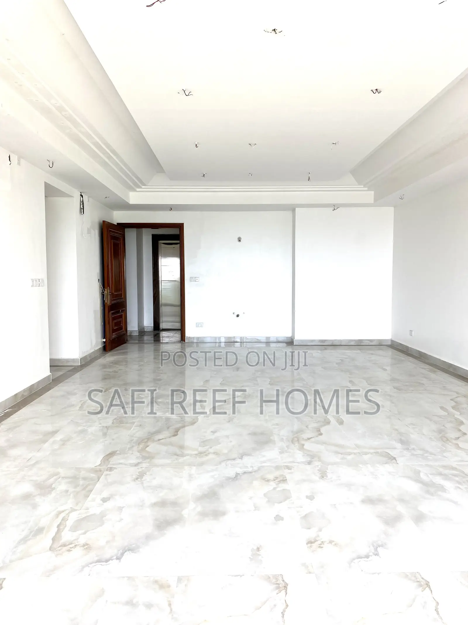 4bdrm Apartment in Kizingo for sale in Kizingo