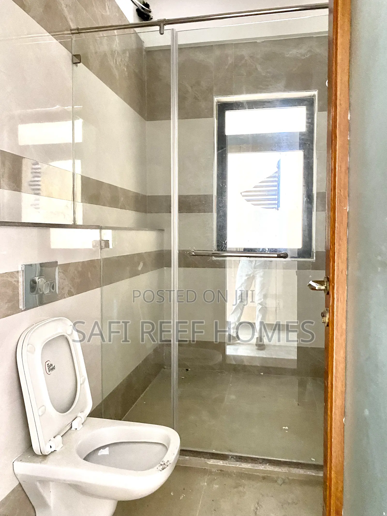 4bdrm Apartment in Kizingo for sale in Kizingo