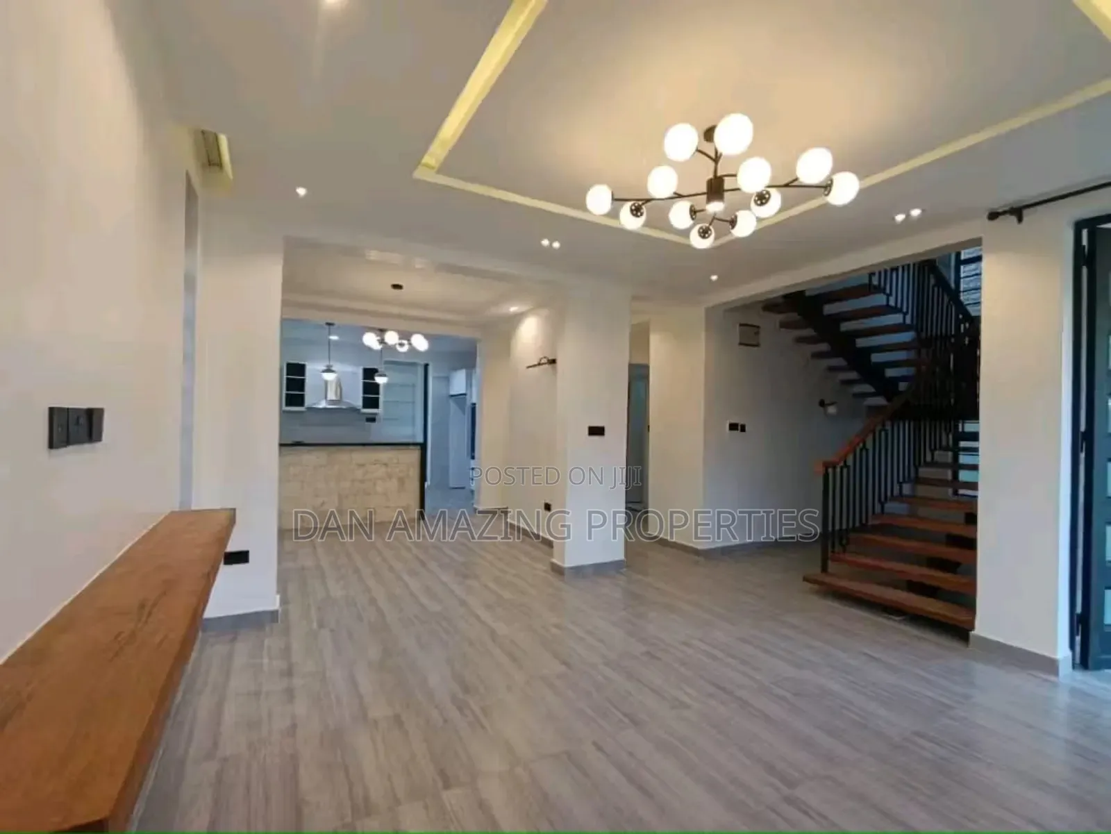 4bdrm Maisonette in Membley Estate/Dsq for sale in Membley Estate