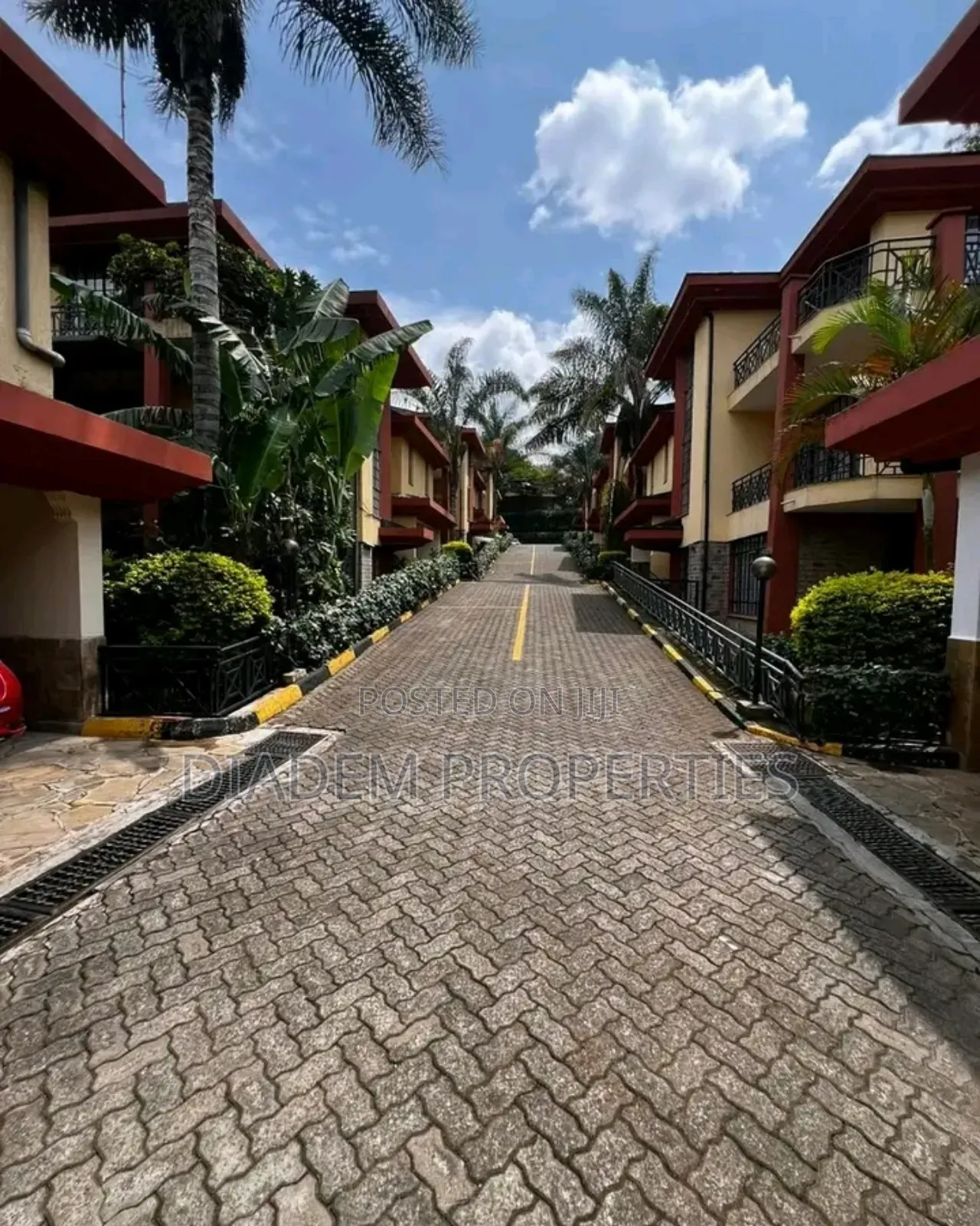 4bdrm Townhouse / Terrace in Riara, Lavington for rent in Lavington