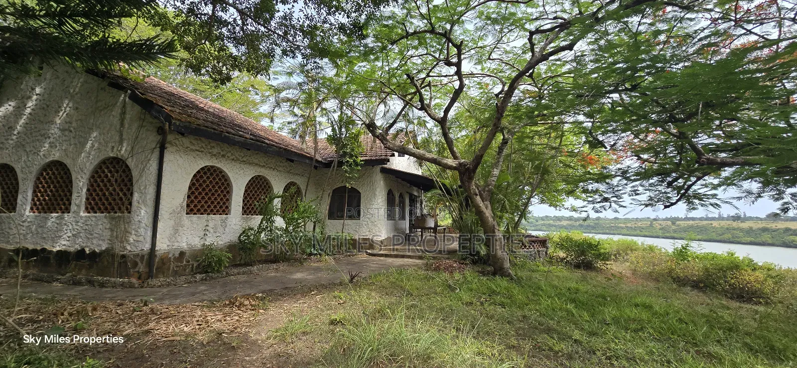 2-acre Prime Creekfront Beach Plot For Sale in Mtwapa