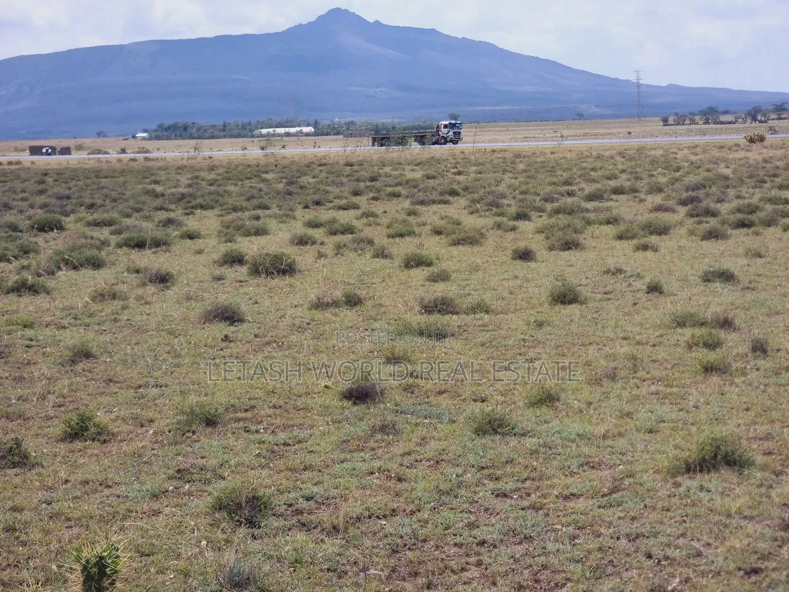 3 Acres in Naivasha ,Touching Tarmac in Mirera