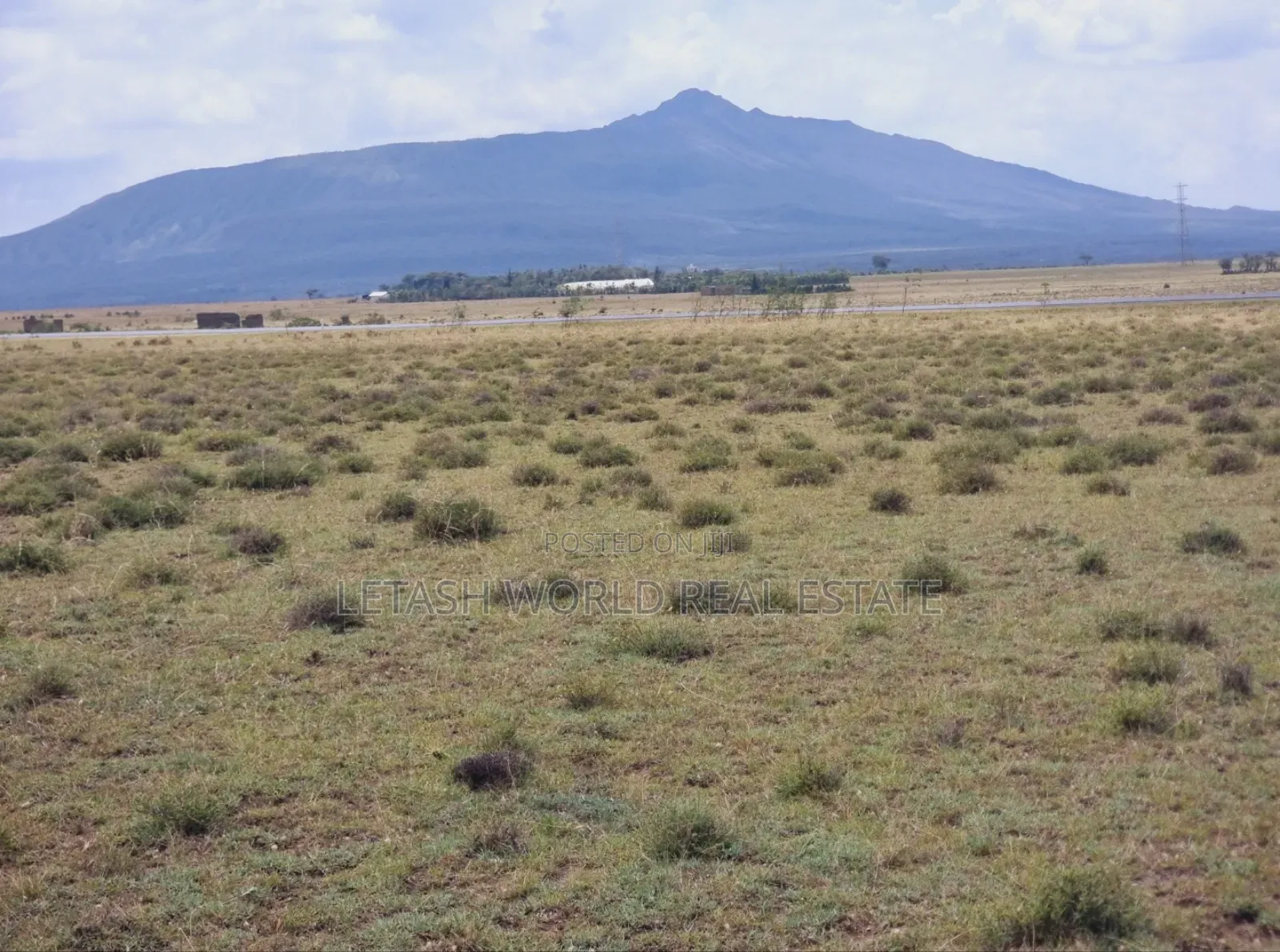 Commercial Prime Land Touching Tarmac,3 Acres in Mirera
