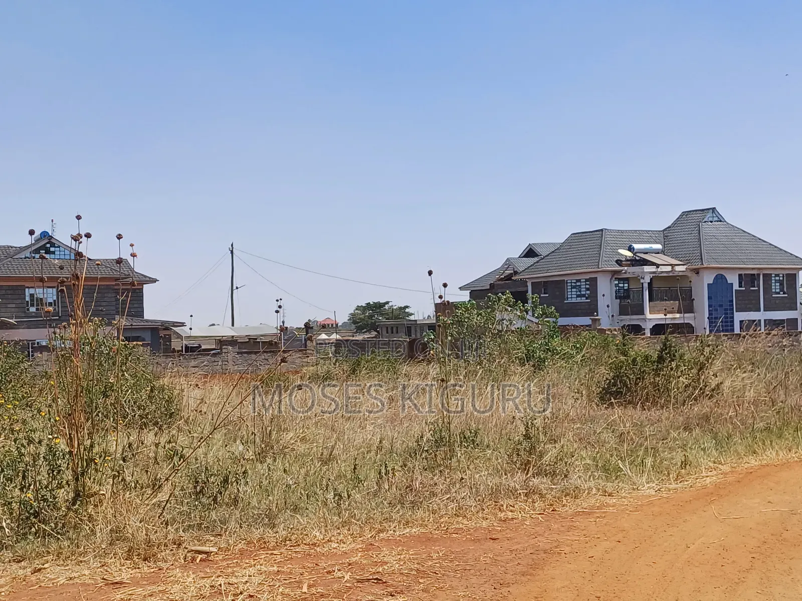 Tola 40x80 Plots. in Ngoingwa Estate