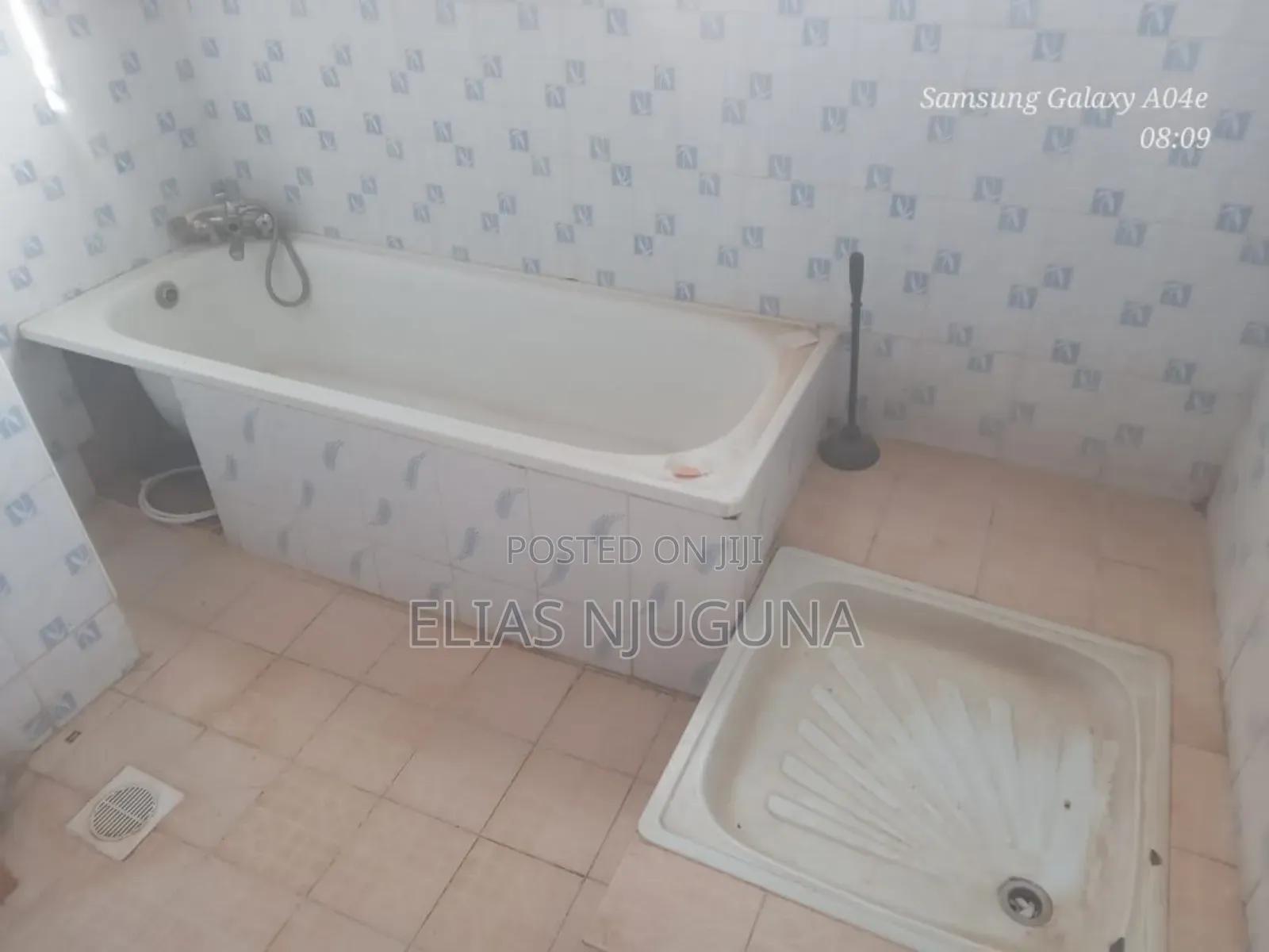 4bdrm Maisonette in Membley Estate for rent in Membley Estate