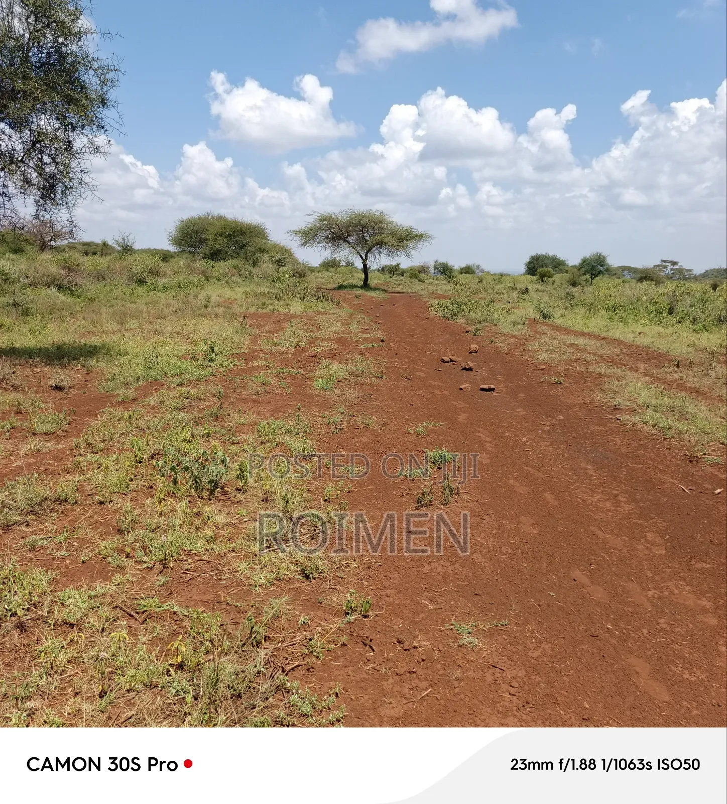 Ekali 120 Katika Eneo La Kimana in Kimana