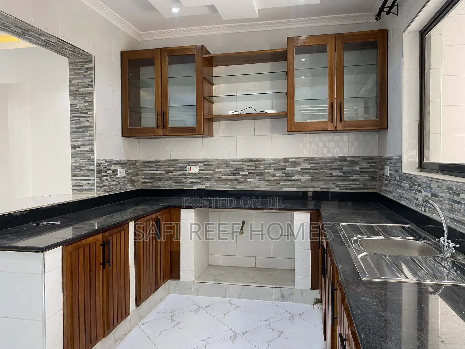 4bdrm Apartment in Nyali for sale in Nyali