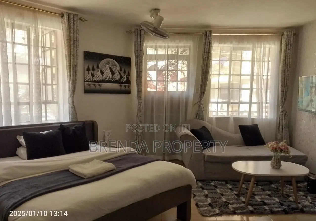 Ambient Airbnb Located in Nairobi, TRM Drive, Roysambu. in Roysambu