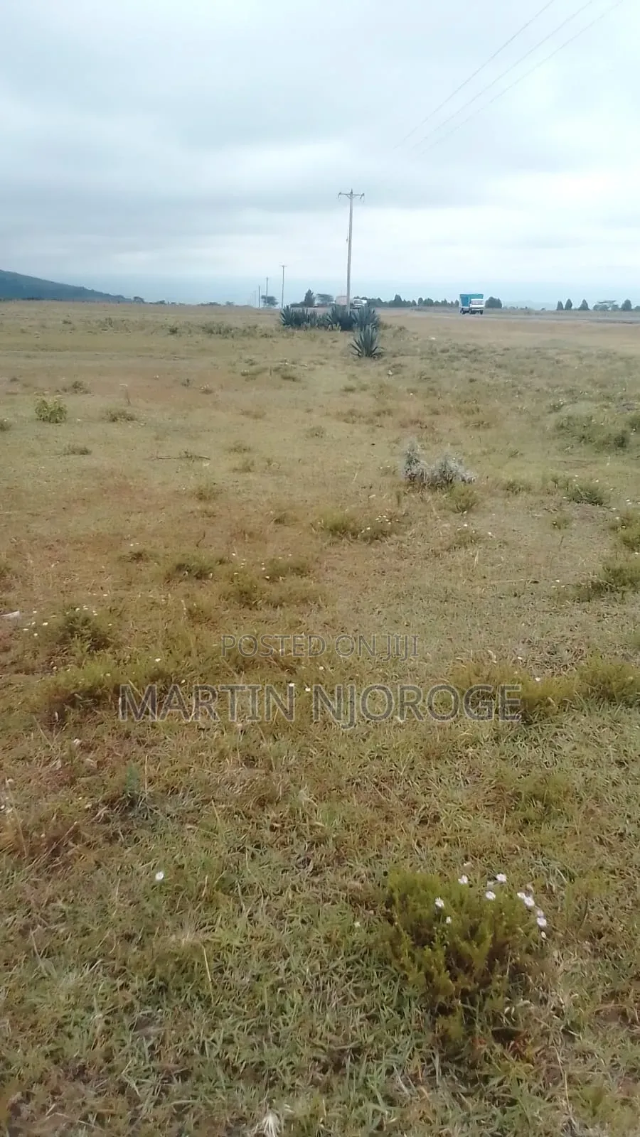 10 Acres Longonot Touching Tarmac in Naivasha East