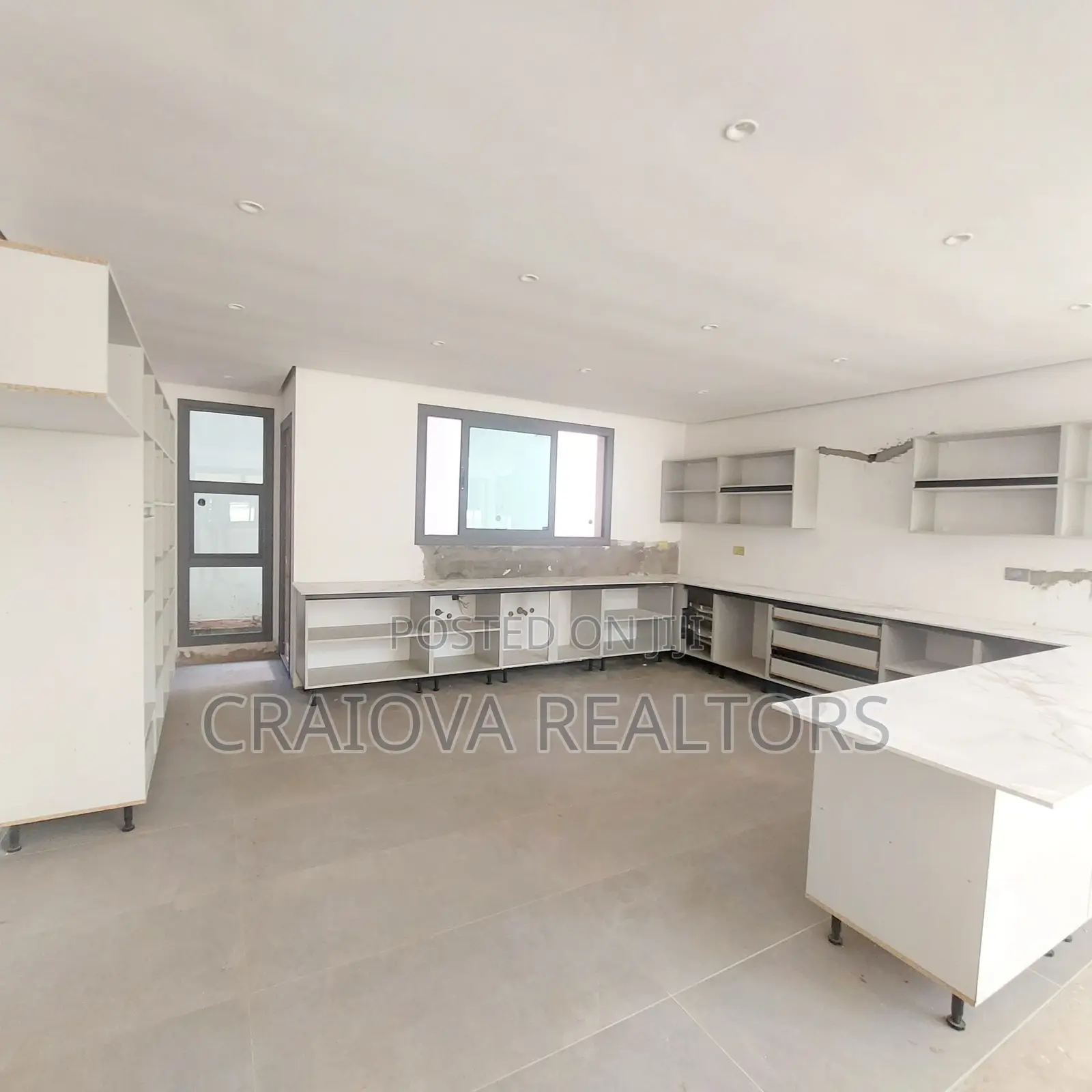 5bdrm Villa in Lavington for sale in Lavington
