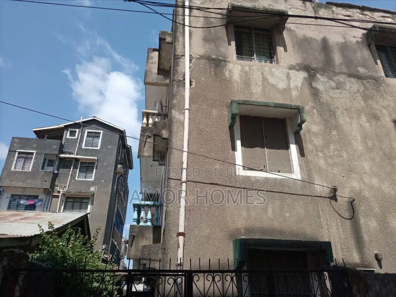 2bdrm Block of Flats in Mikindani for sale in Mikindani