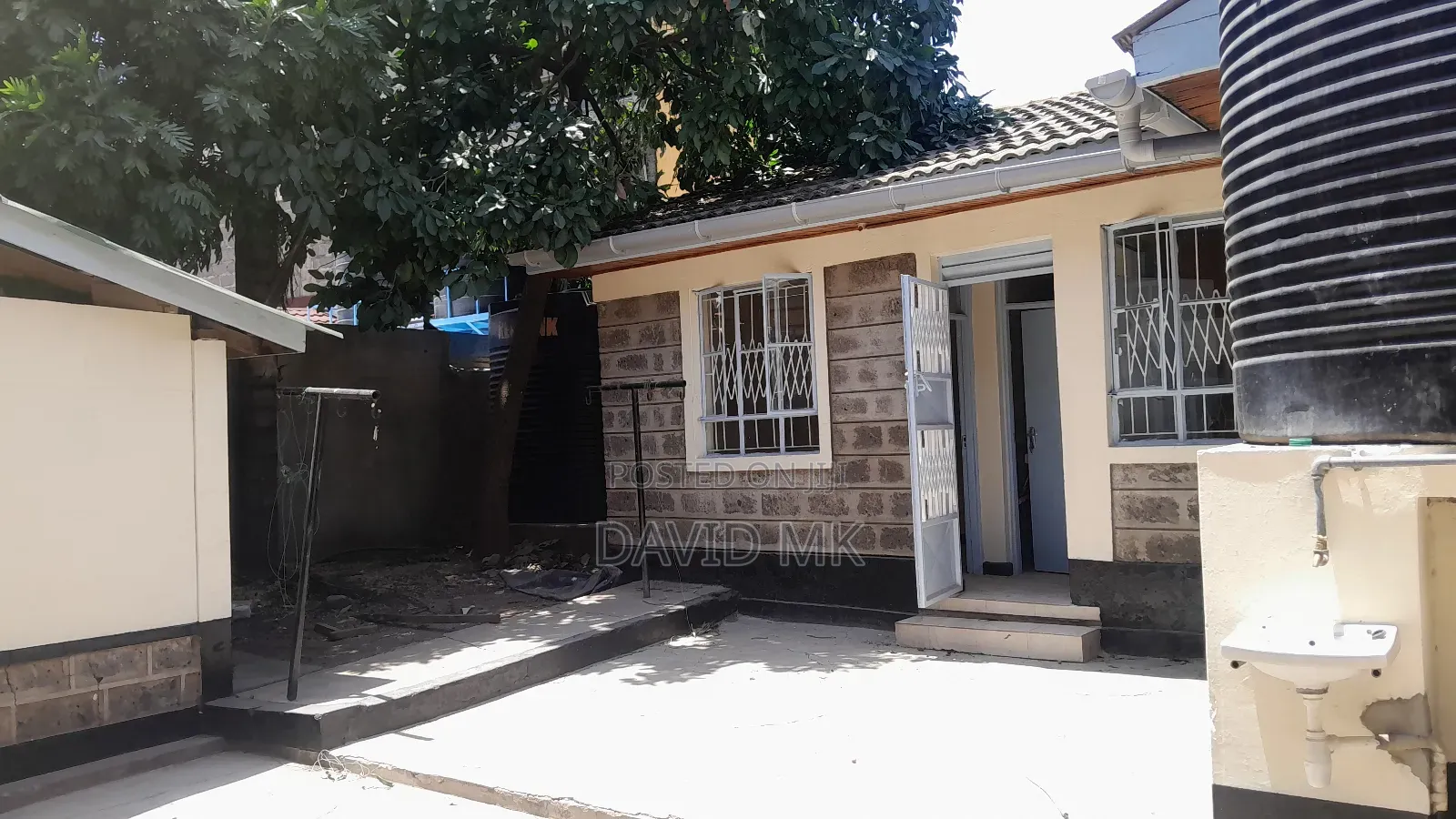 4bdrm Maisonette in Savanna for rent in Savanna