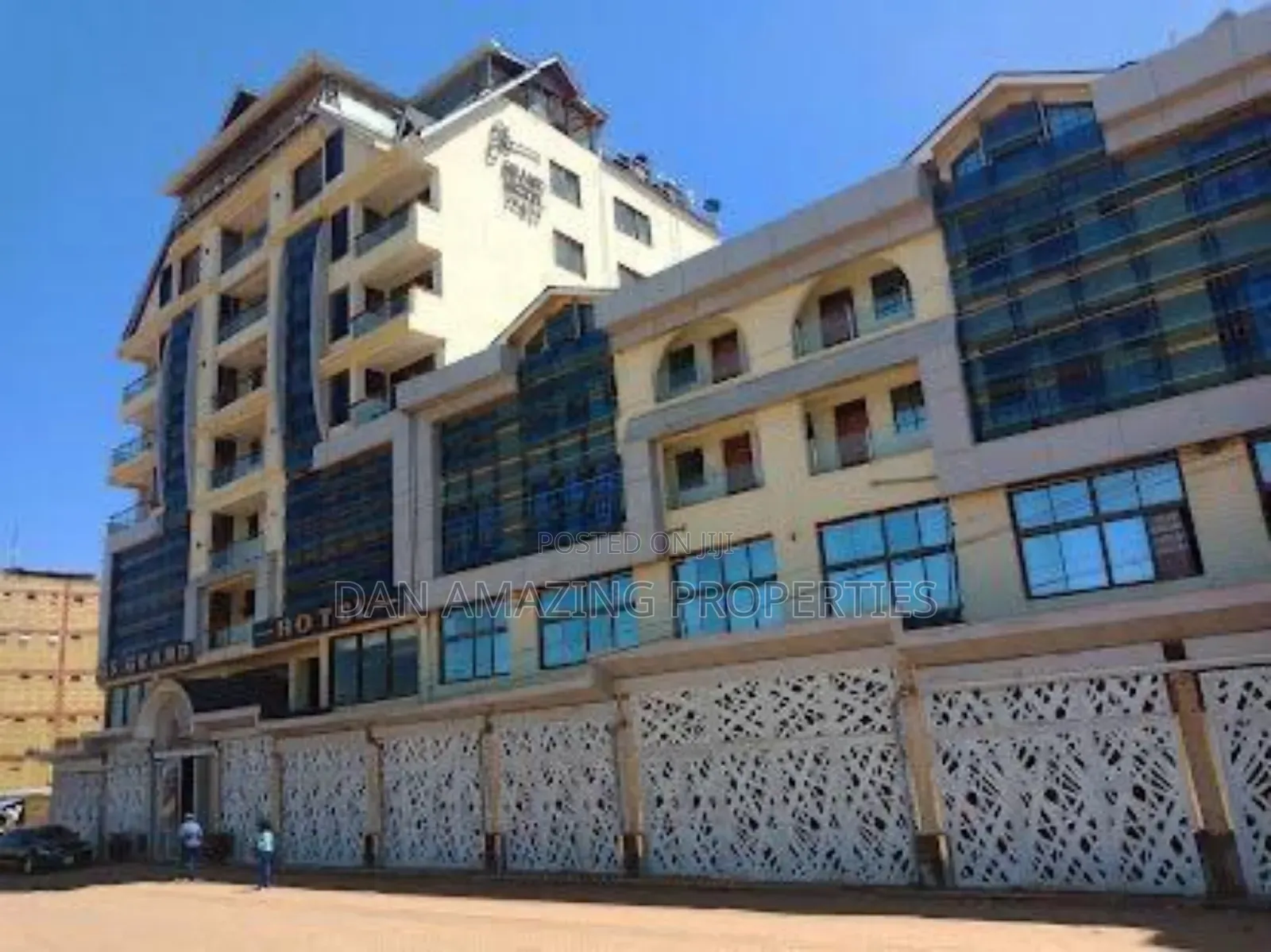 3 Star Hotel for Sale in Nairobi Along Thika Superhighway in Juja