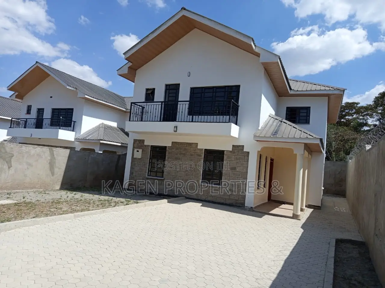 4bdrm Maisonette in Nkoroi, Ongata Rongai for sale in Ongata Rongai