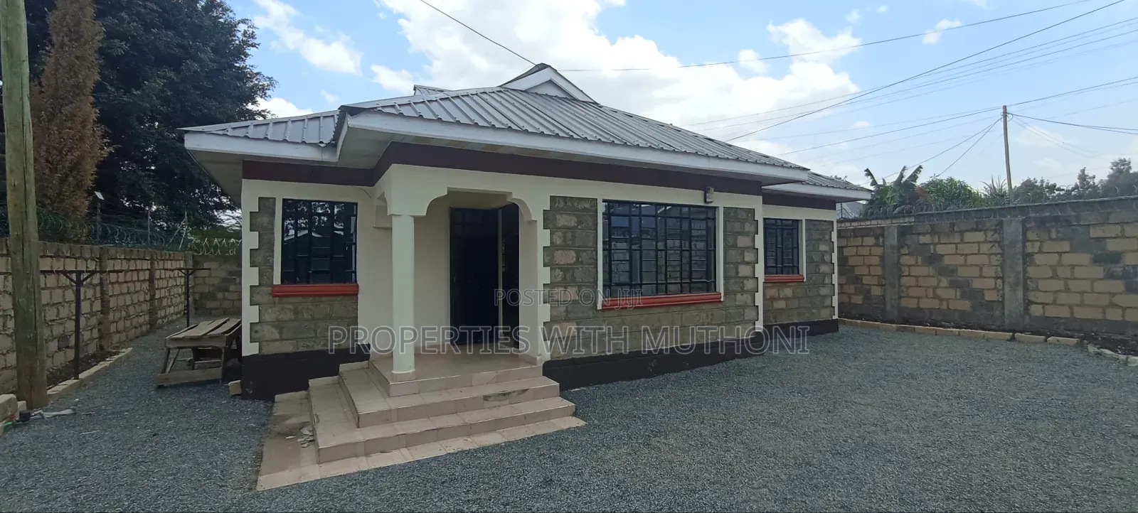 3bdrm Bungalow in Nkoroi for sale in Nkoroi