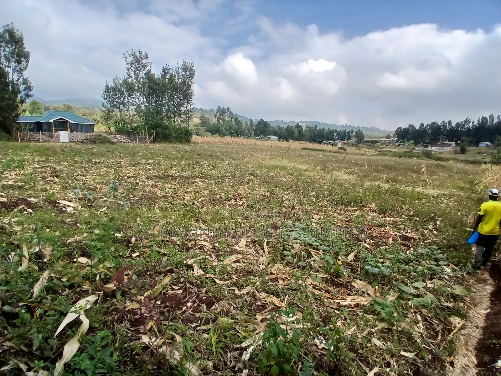 Selling Prime 1 Acre of Land in Upper Matasia in Matasia