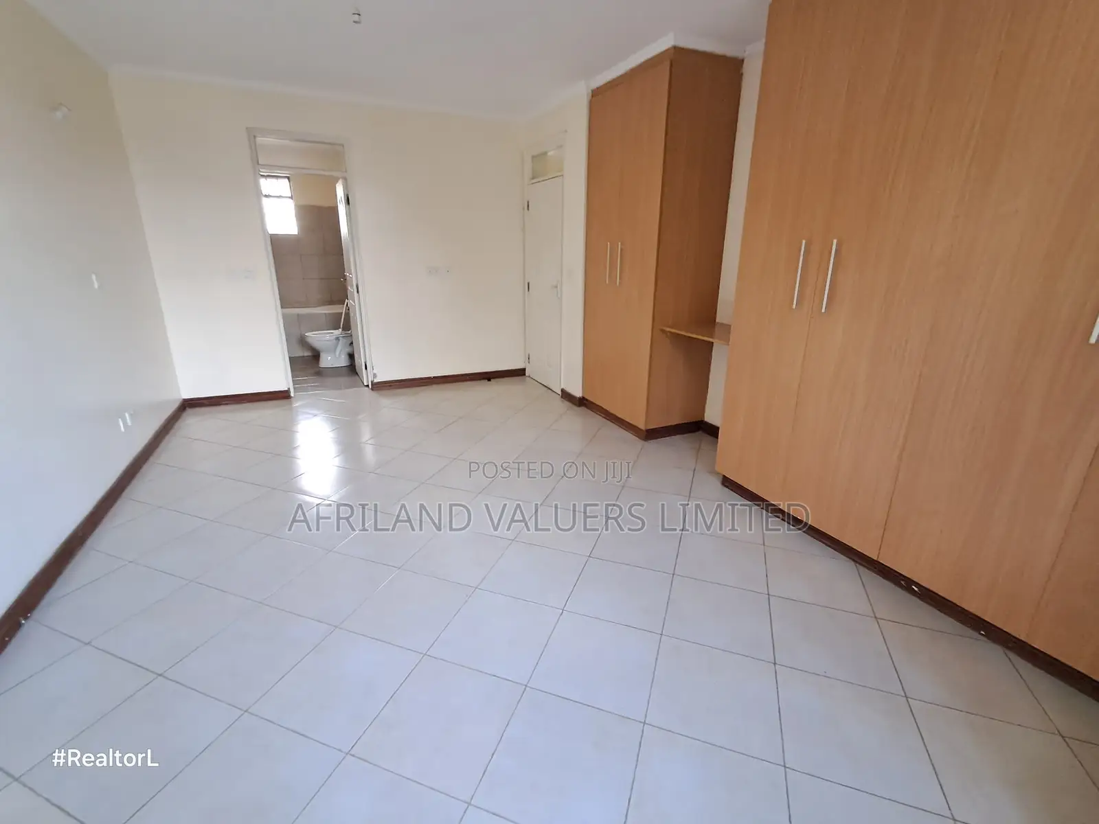 4bdrm Maisonette in Alton Court, Katani for sale in Katani