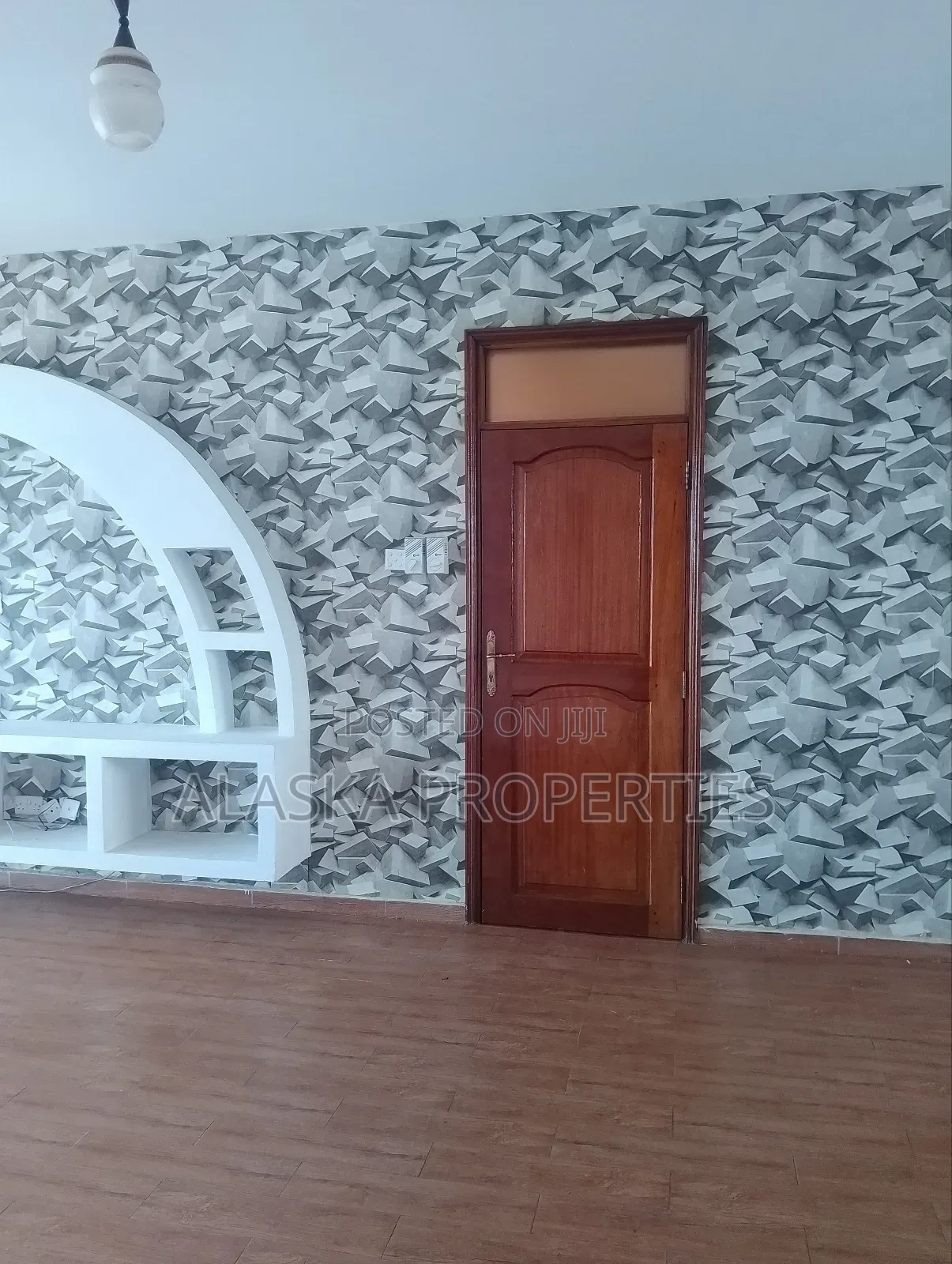 3bdrm Apartment in Beach Road Estate, Nyali for sale in Nyali