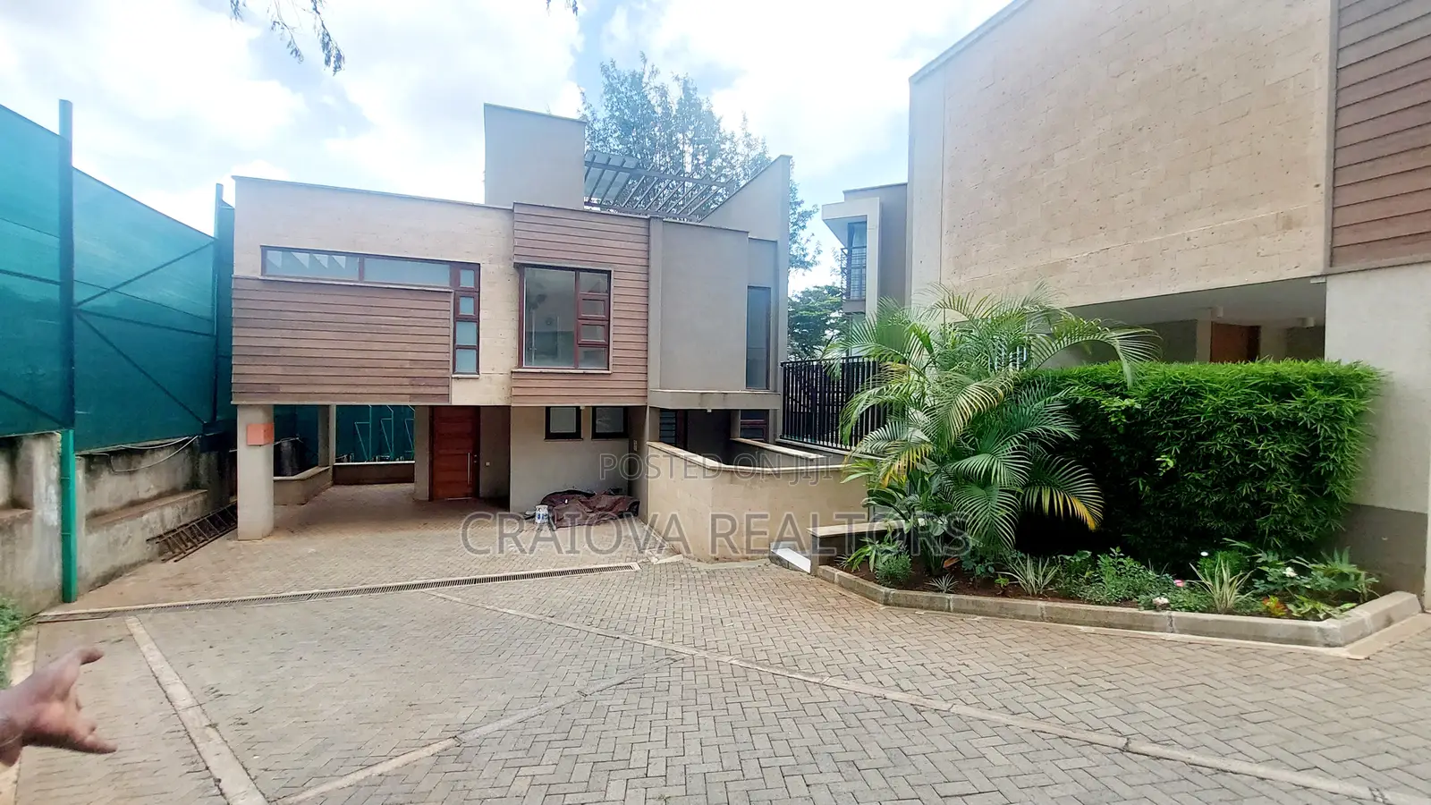4bdrm Townhouse/Terrace in Lavington for sale in Lavington