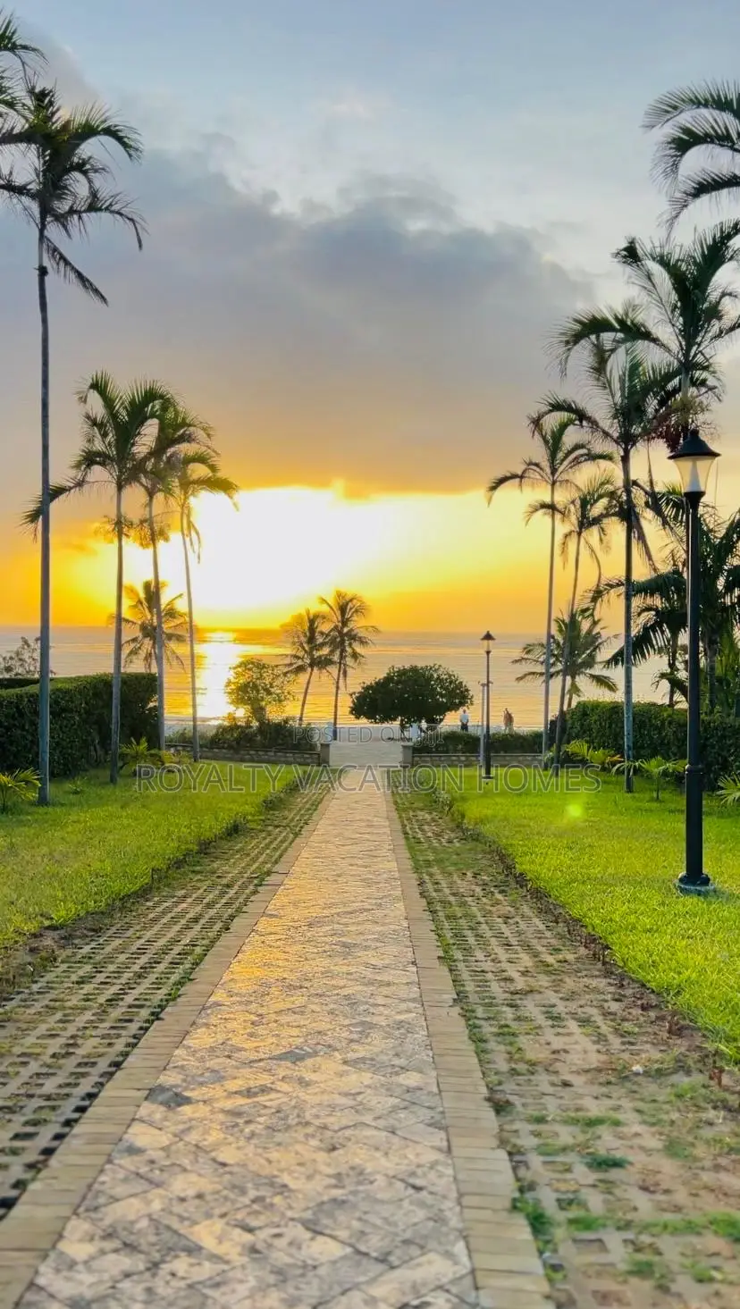 2 Br Beach Airbnb Apartment at Sultan Palace, Kikambala in Kikambala