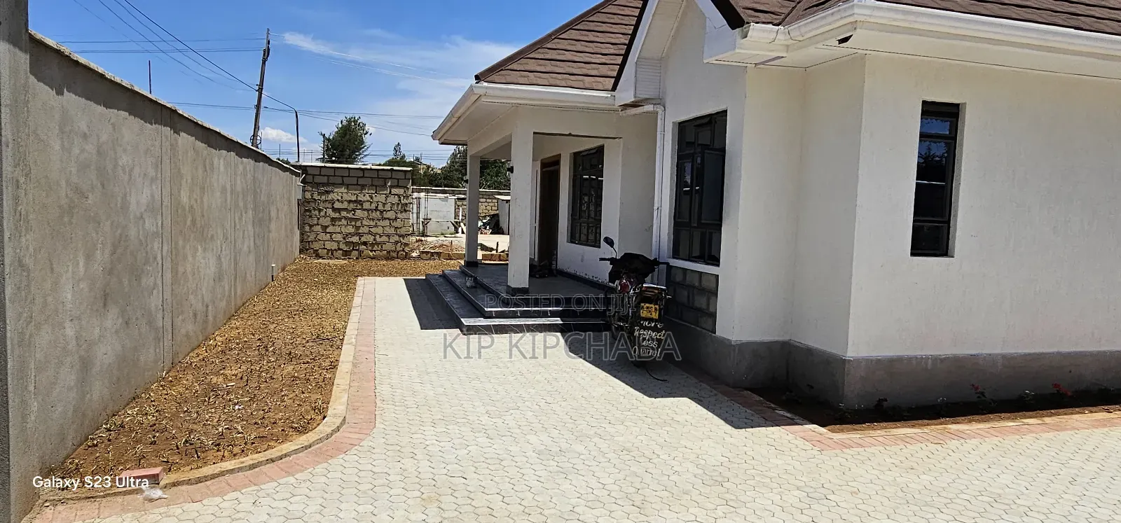 3bdrm Bungalow in Blossom, Elgon View for sale in Elgon View