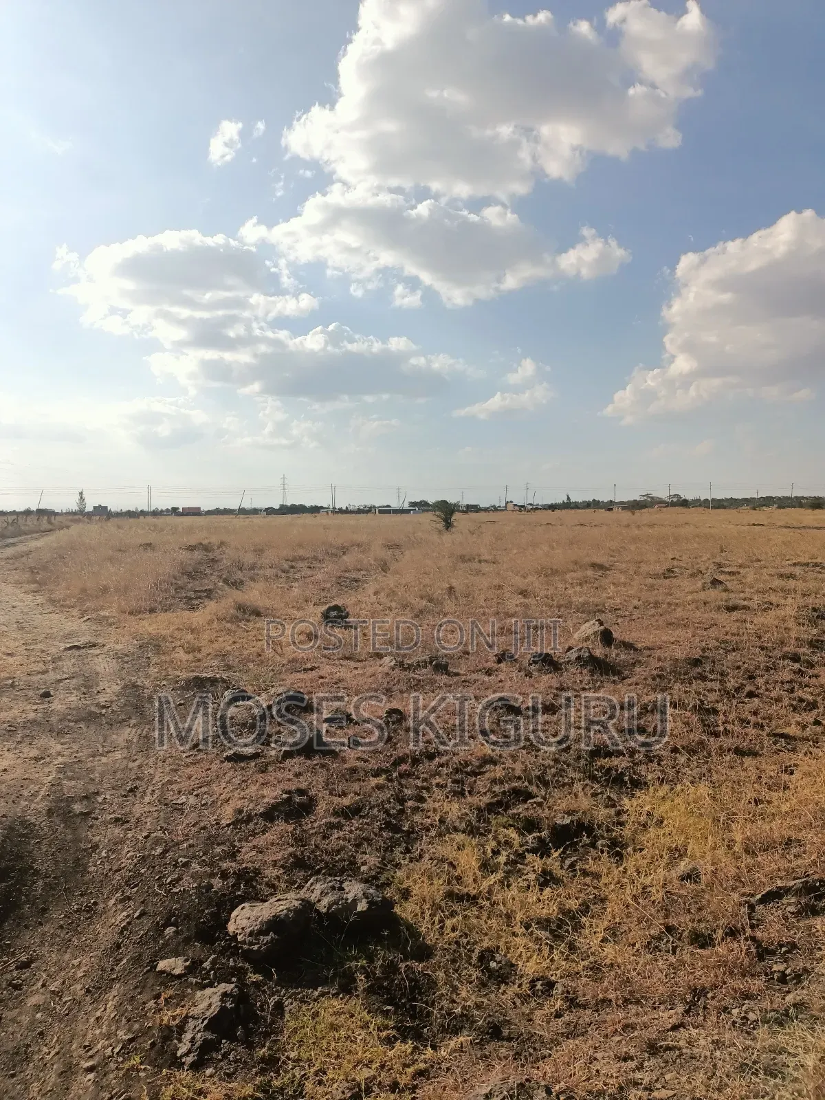 Muthaara 40x80 Plots. in Witethie