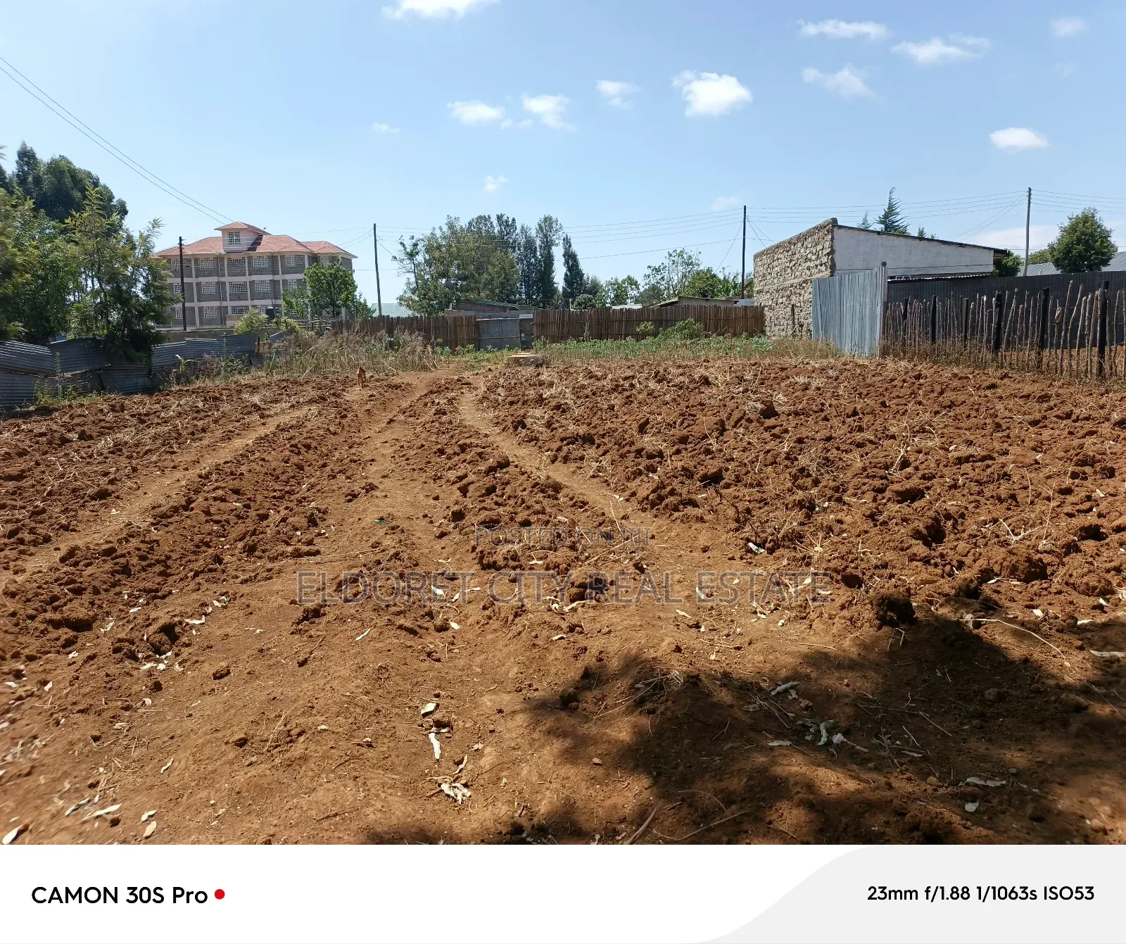 1/4 Plot Kimumu With Title in Kapsuswa