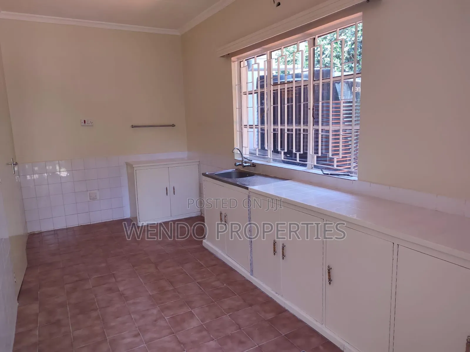 3bdrm Bungalow in Karen for rent in Karen