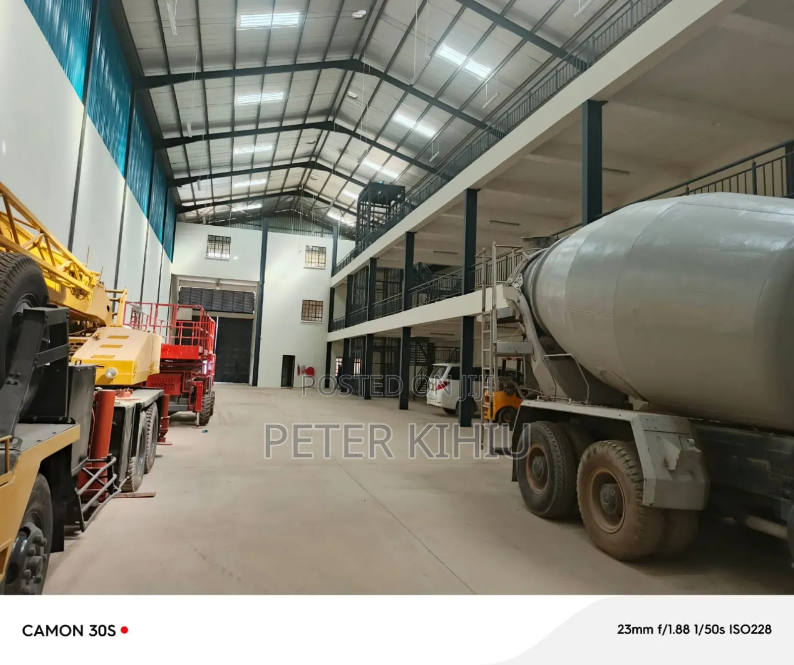 Warehouse to Let 15000sqft Off North Airport Rd Embakasi in Imara Daima