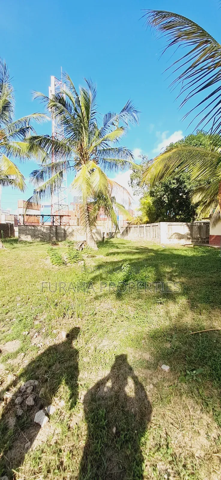 To Let Half Acre Yard Changamwe in Changamwe