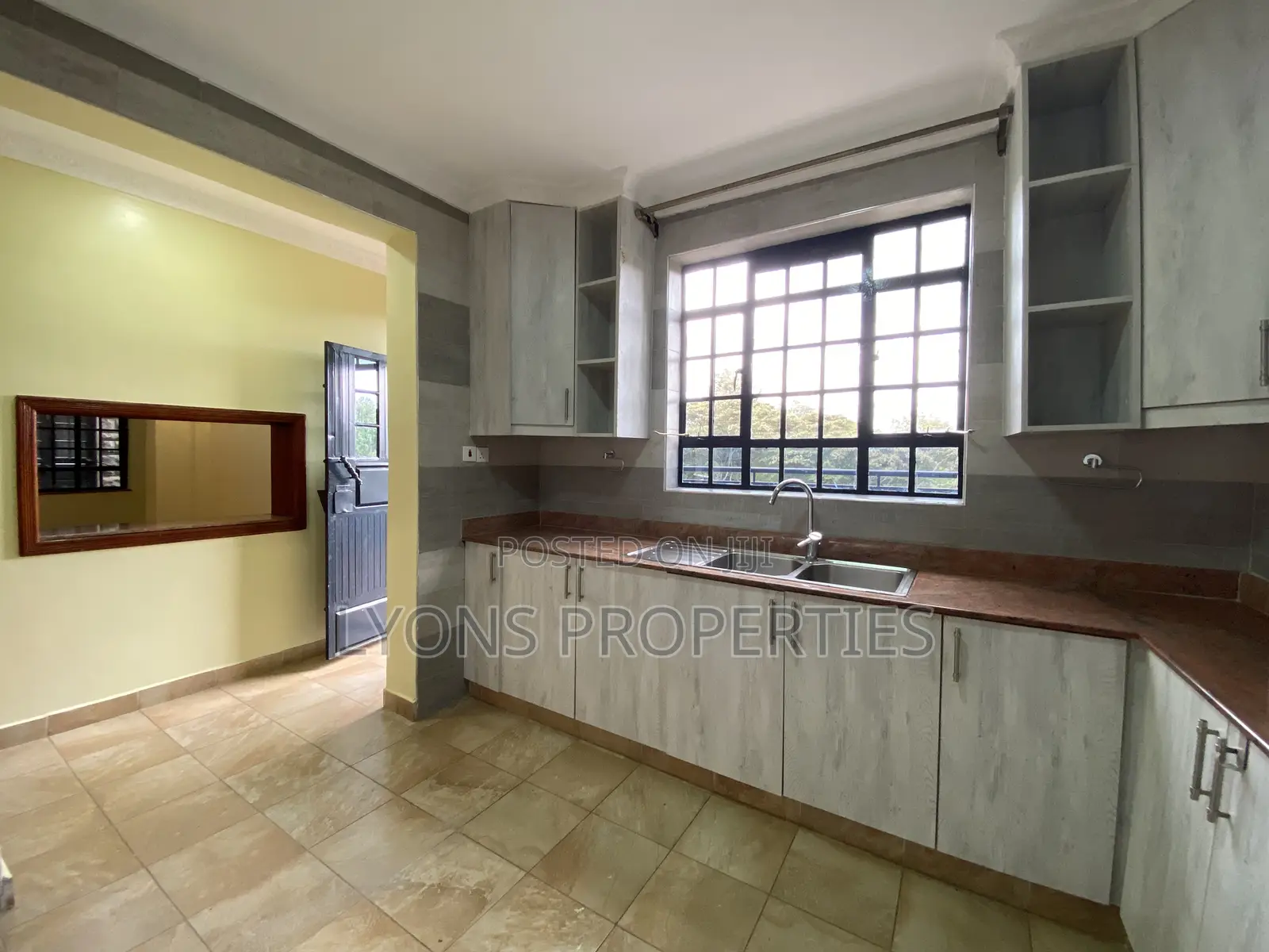 4bdrm Villa in Gataka for sale in Gataka