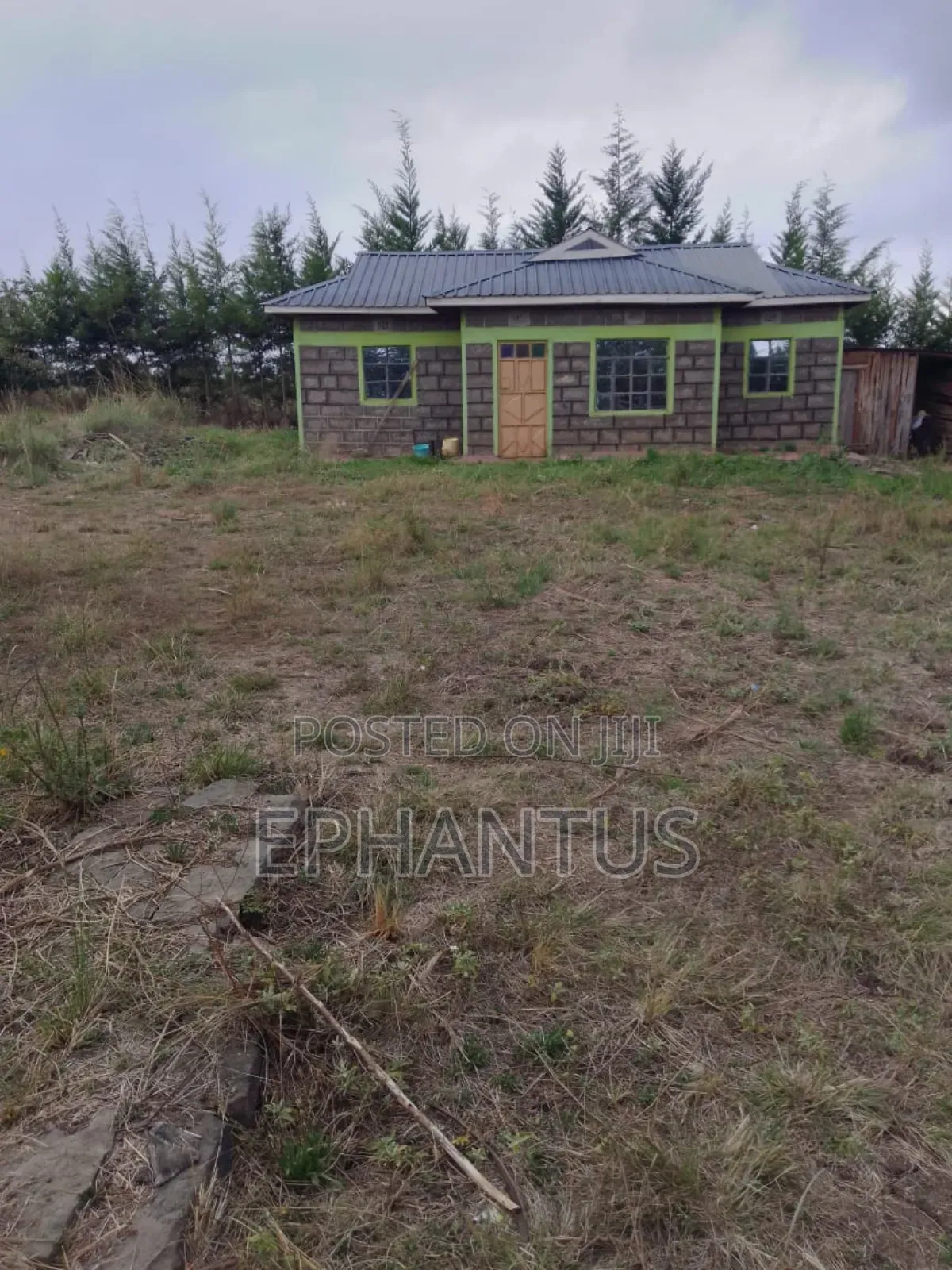 Land for Sale in Nyeri Munyu With a House in Nyeri Town