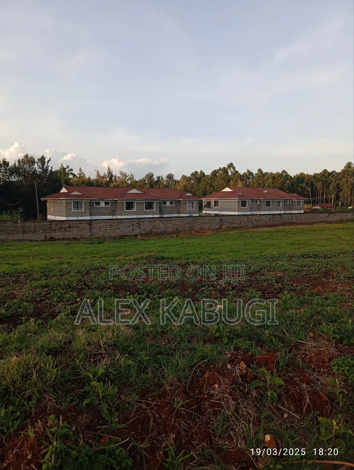 1 Acre Land Garden Estate in Ridgeways