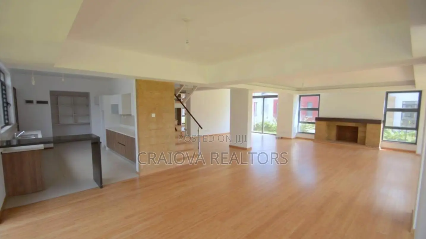 4bdrm Townhouse / Terrace in Thome for rent in Thome