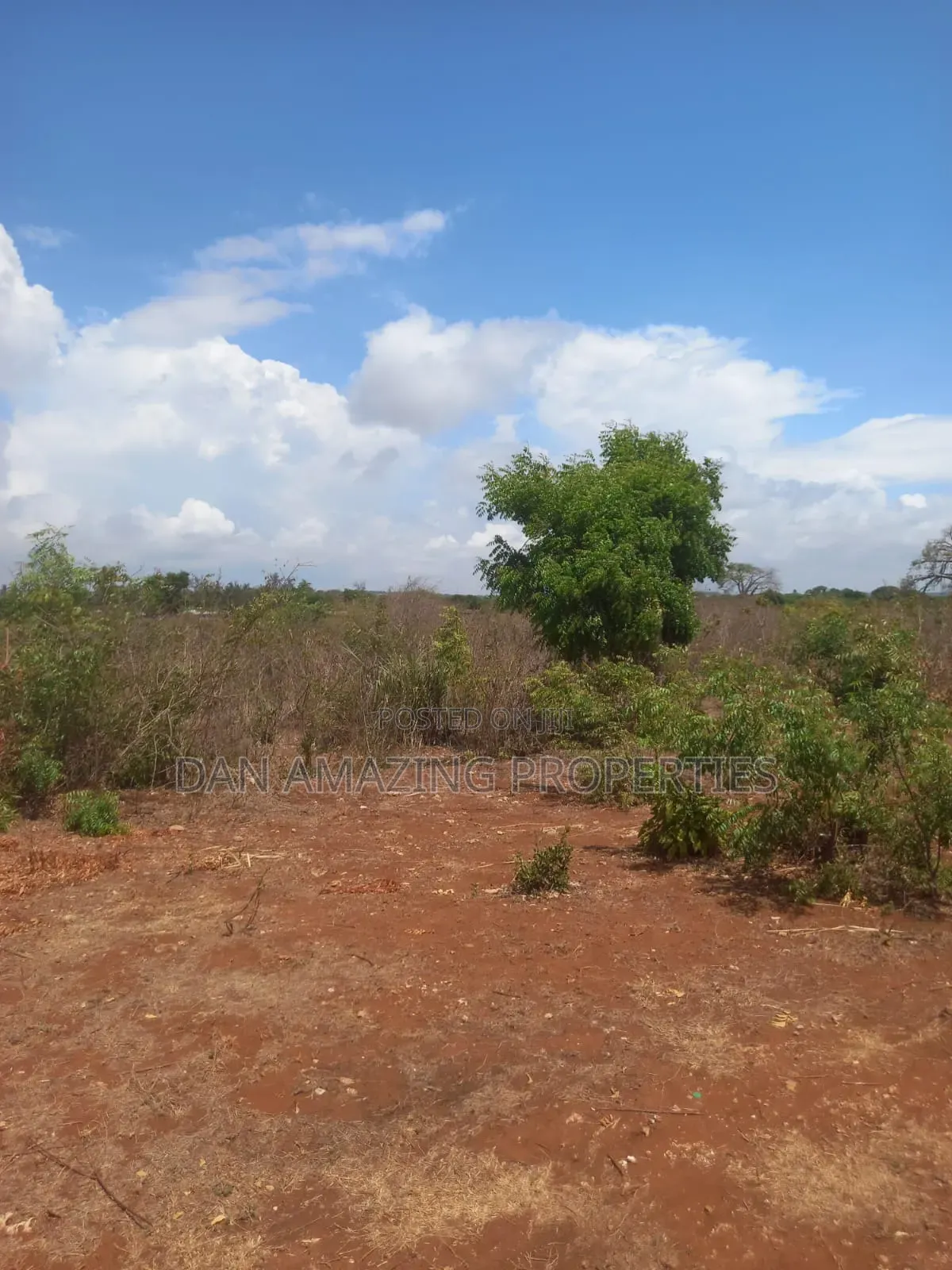 1 Acre in Msa Vipingo for Sale Touching Two Service Road in Vipingo