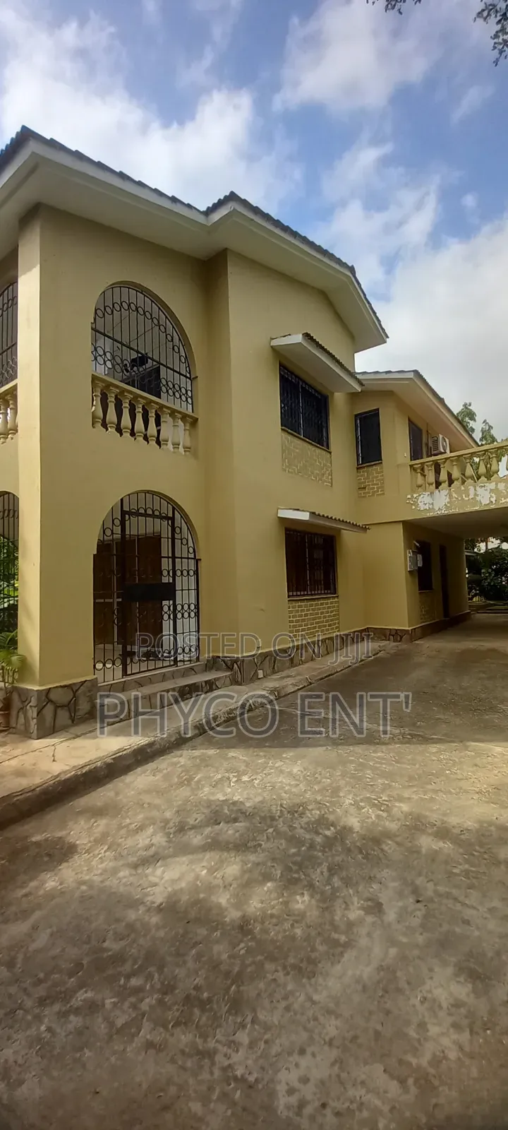 4bdrm Maisonette in Nyali Enclave for sale in Nyali
