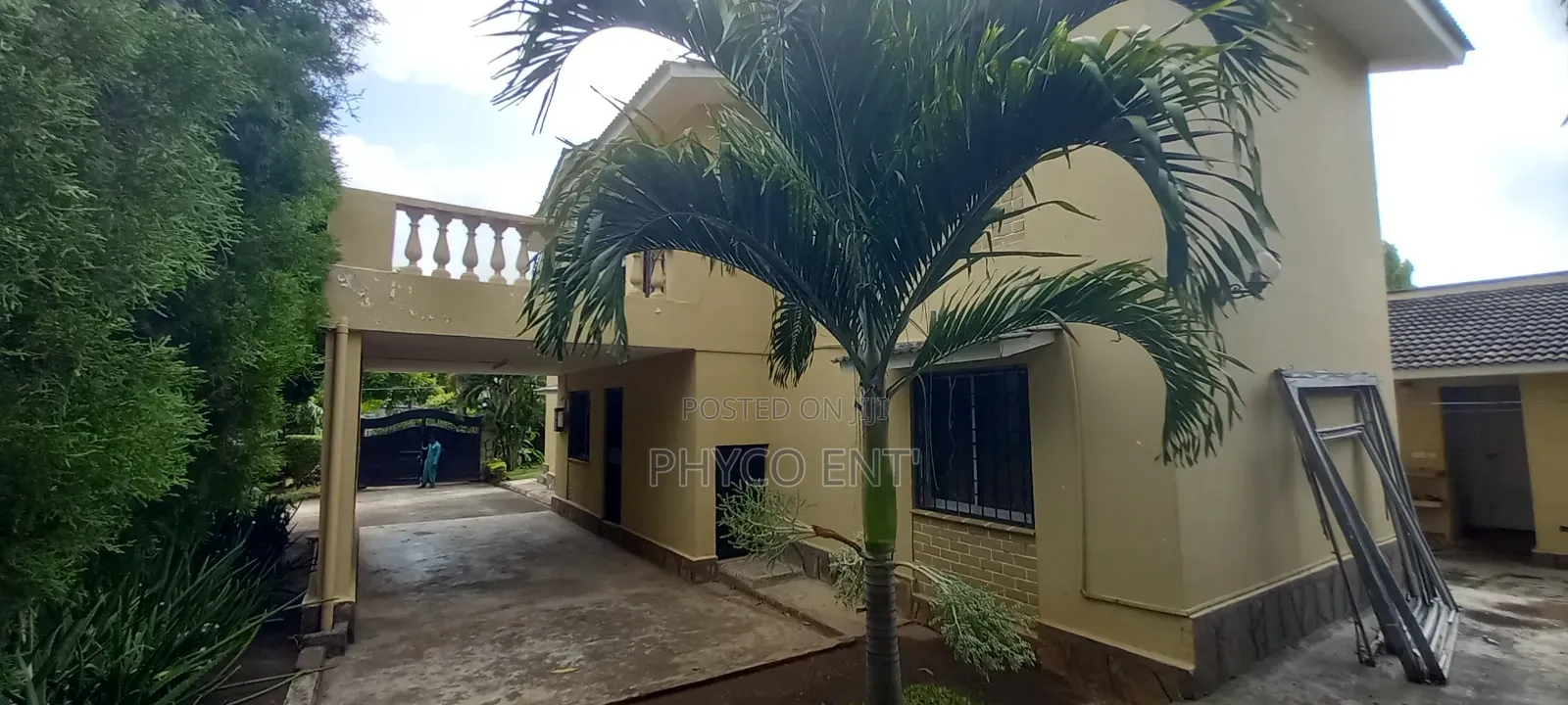 4bdrm Maisonette in Nyali Enclave for sale in Nyali