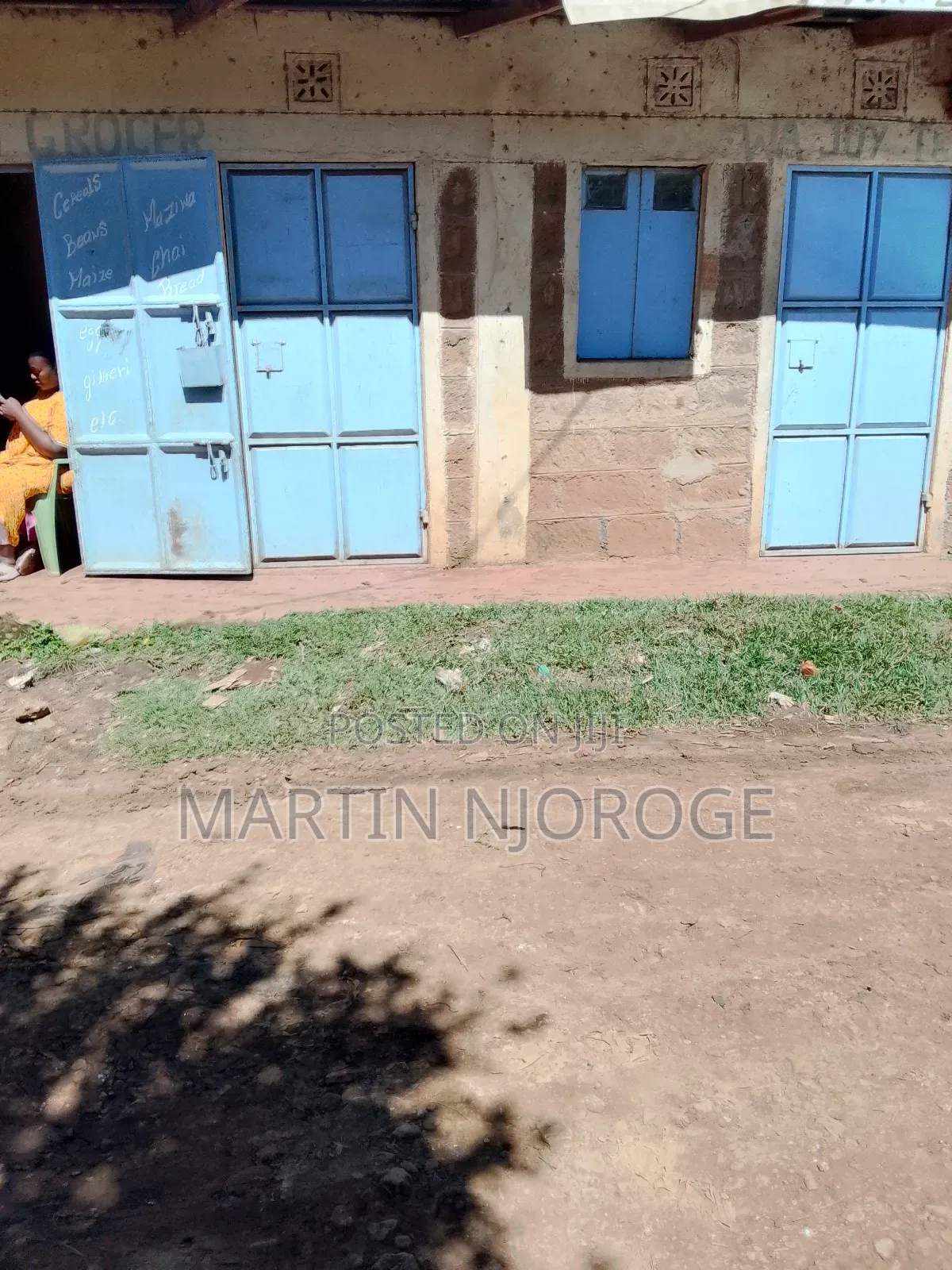 Commercial Building Uplands in Lari/Kirenga