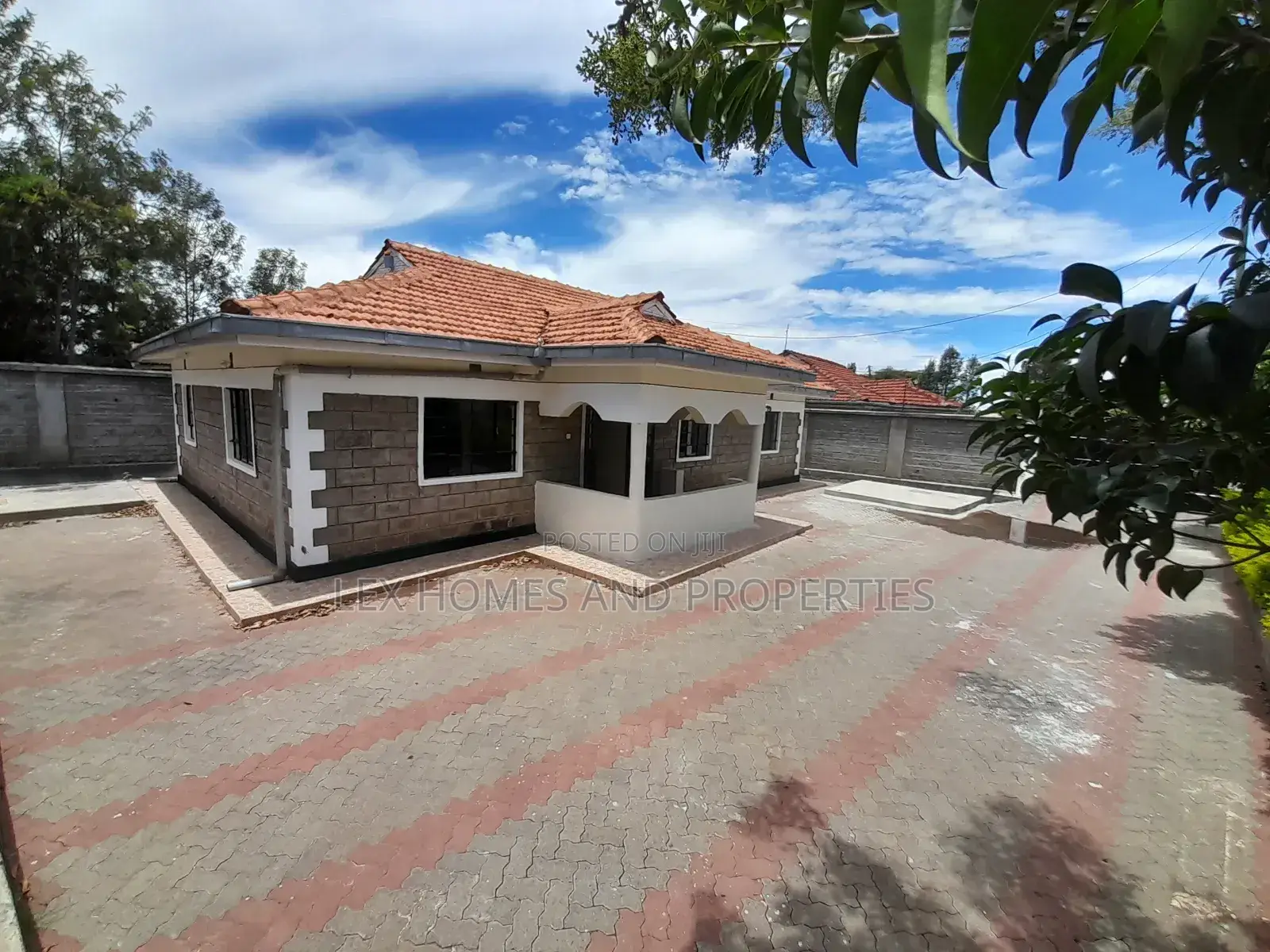 3bdrm Bungalow in Rimpa for sale in Rimpa