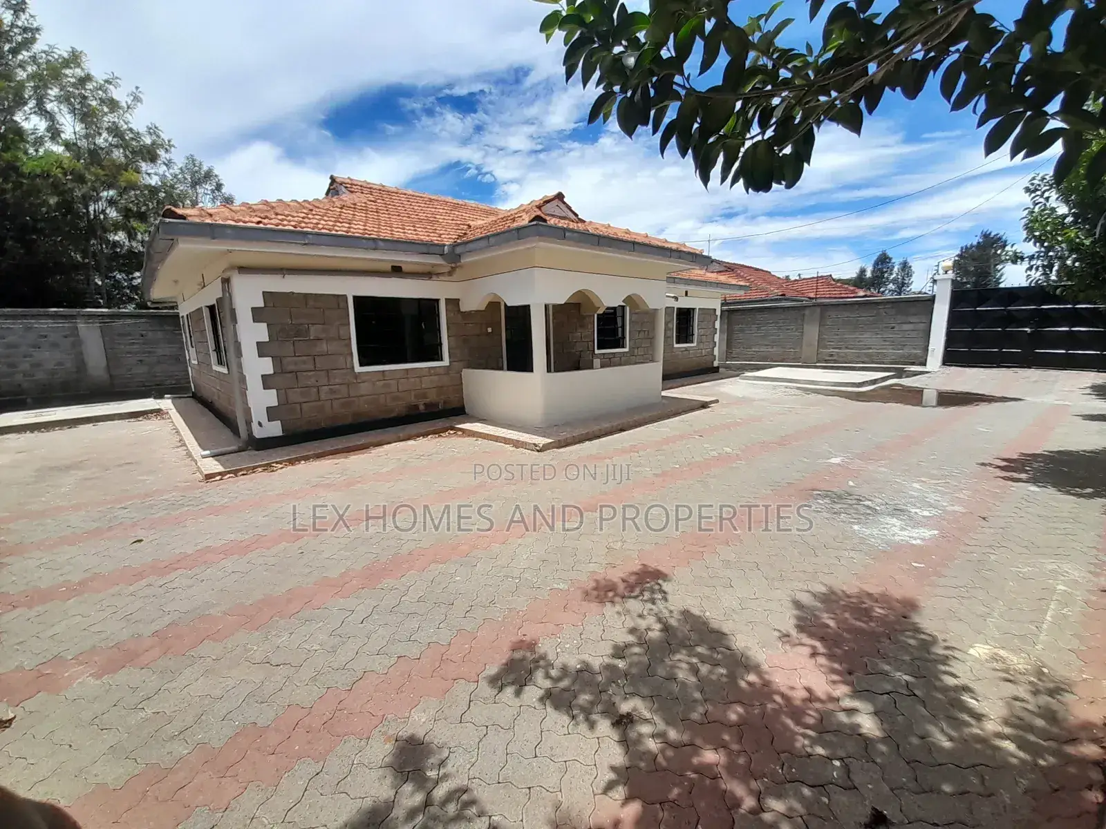 3bdrm Bungalow in Rimpa for sale in Rimpa