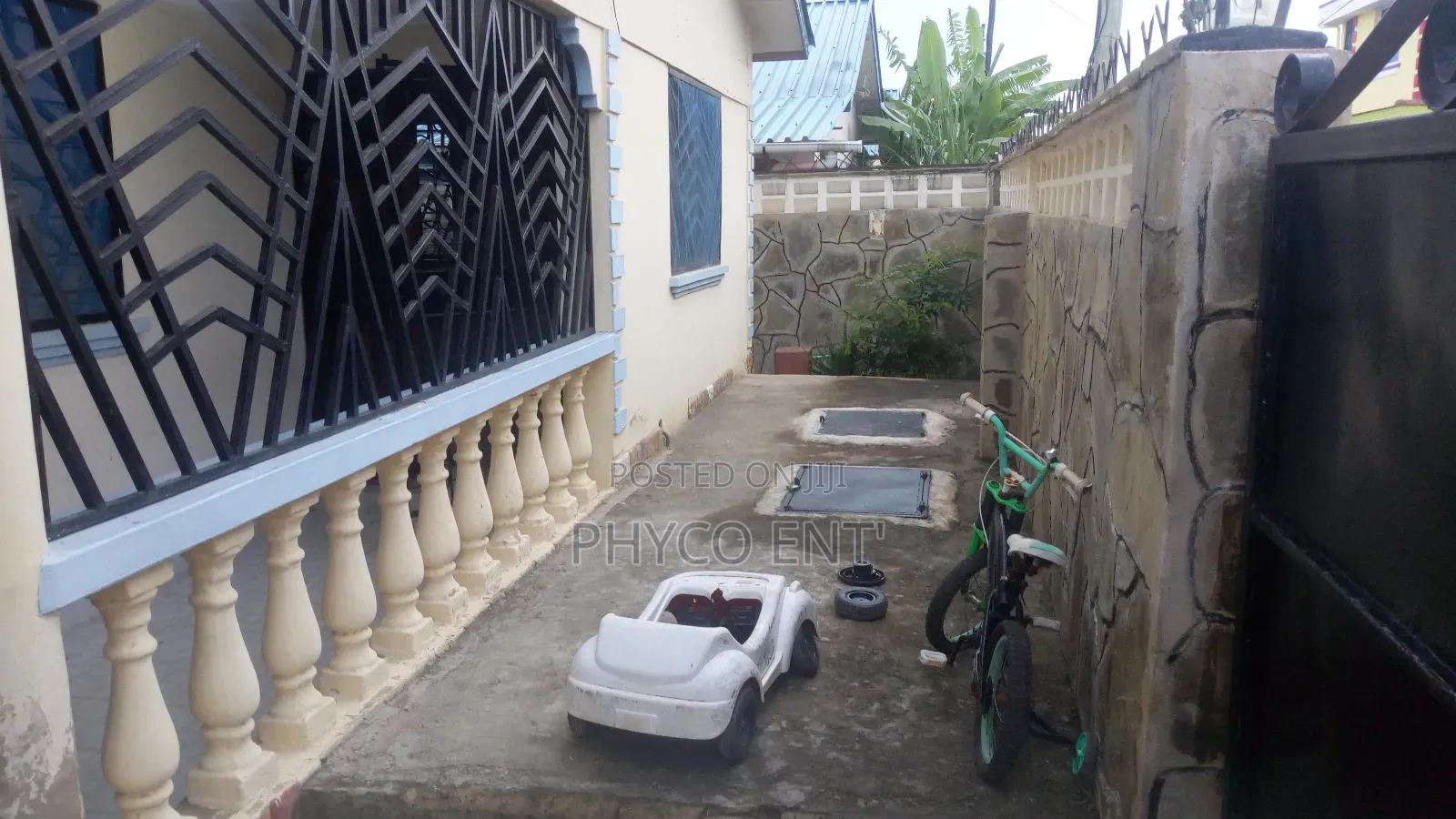 3bdrm Bungalow in Blue Estate, Kiembeni for sale in Kiembeni
