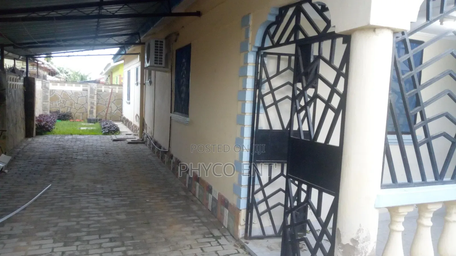 3bdrm Bungalow in Blue Estate, Kiembeni for sale in Kiembeni