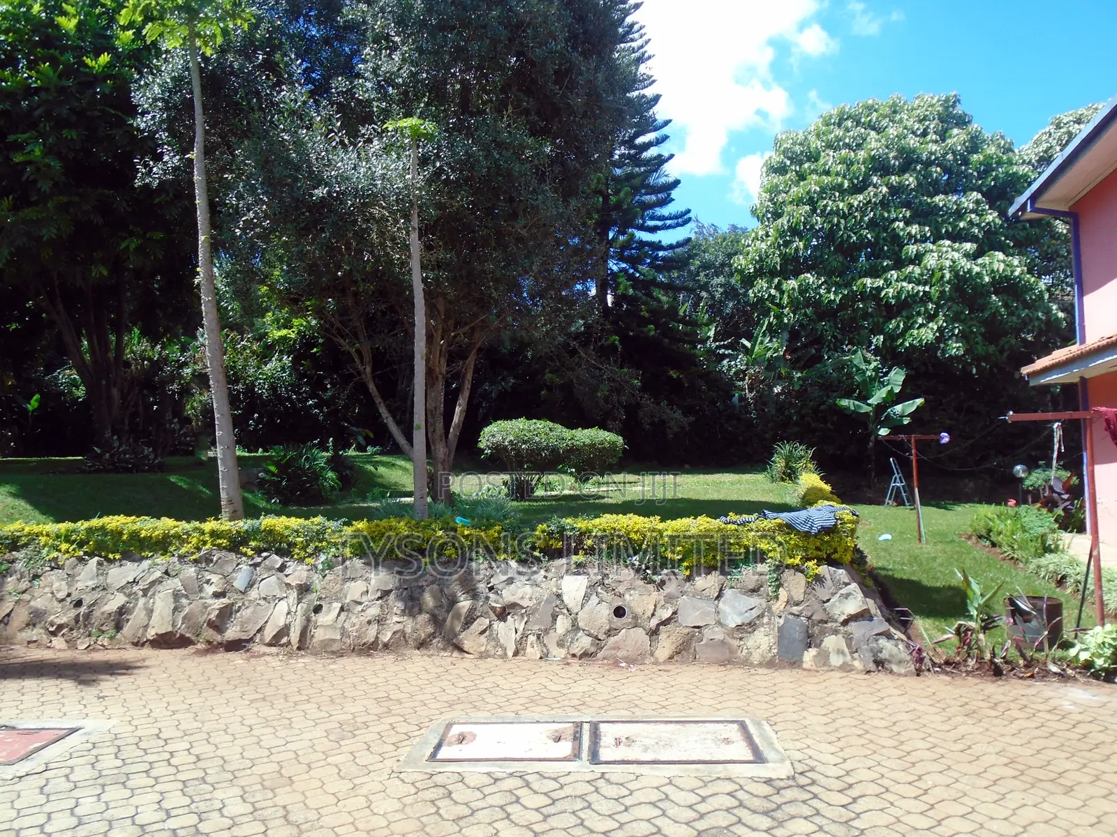 4bdrm Maisonette in New Kitisuru for sale in Kitisuru