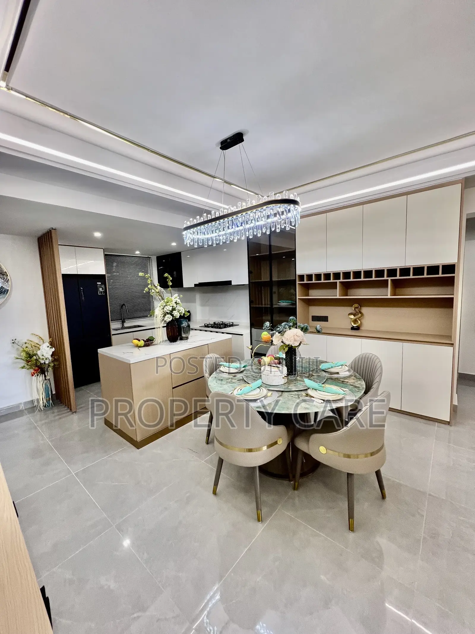 3bdrm Apartment in Lavington for sale in Lavington