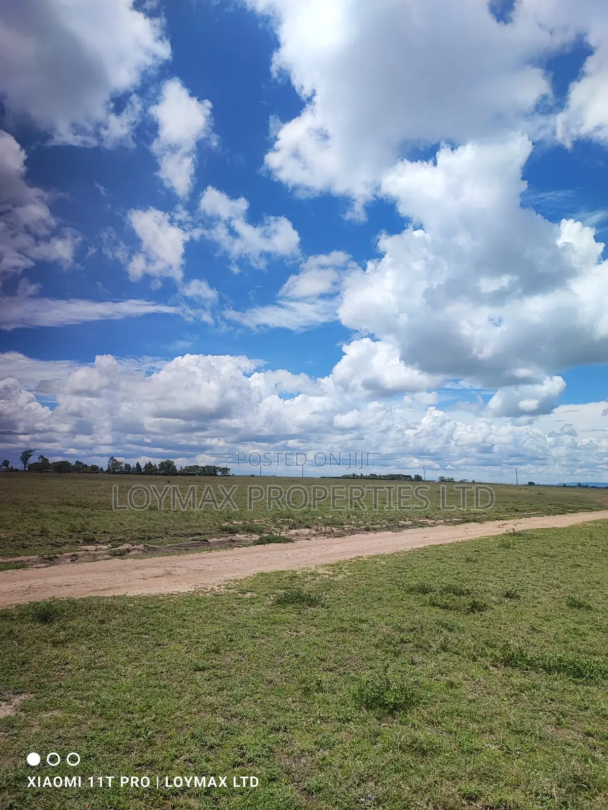 15 Acres Isinya Konza Road in Kitengela