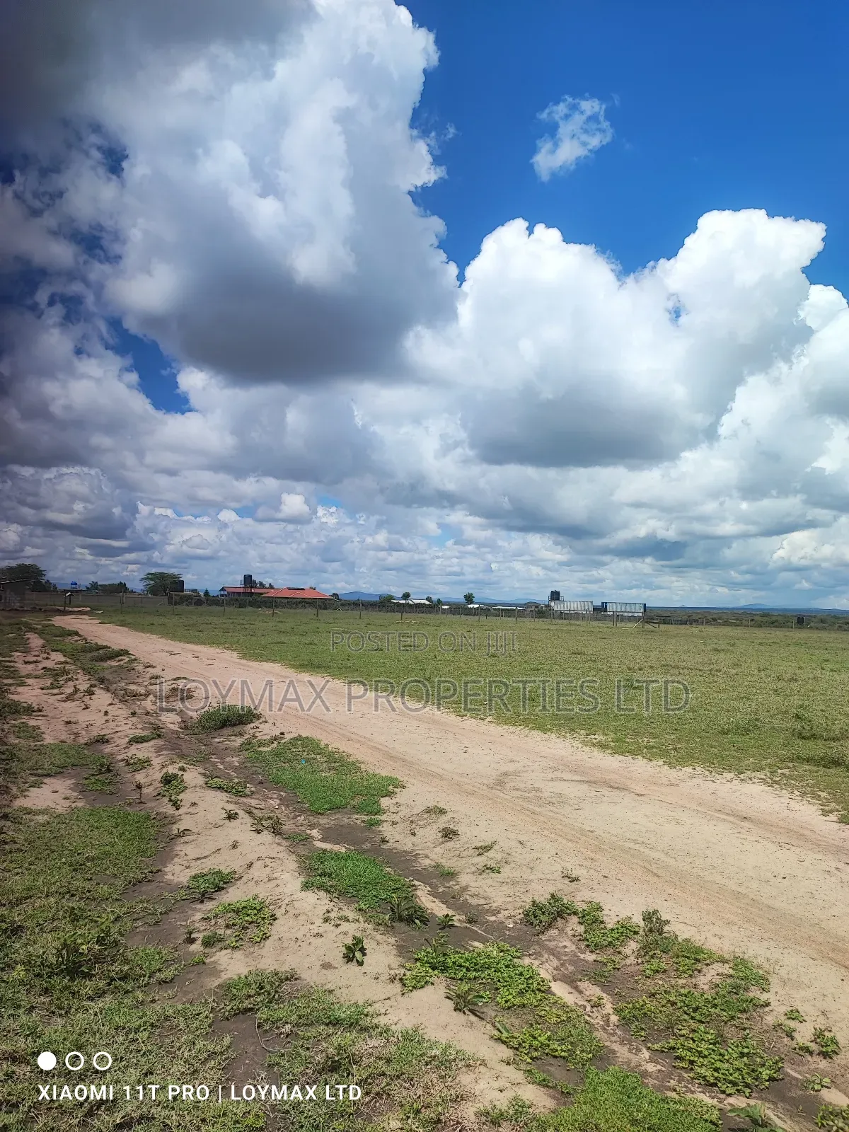 15 Acres Isinya Konza Road in Kitengela