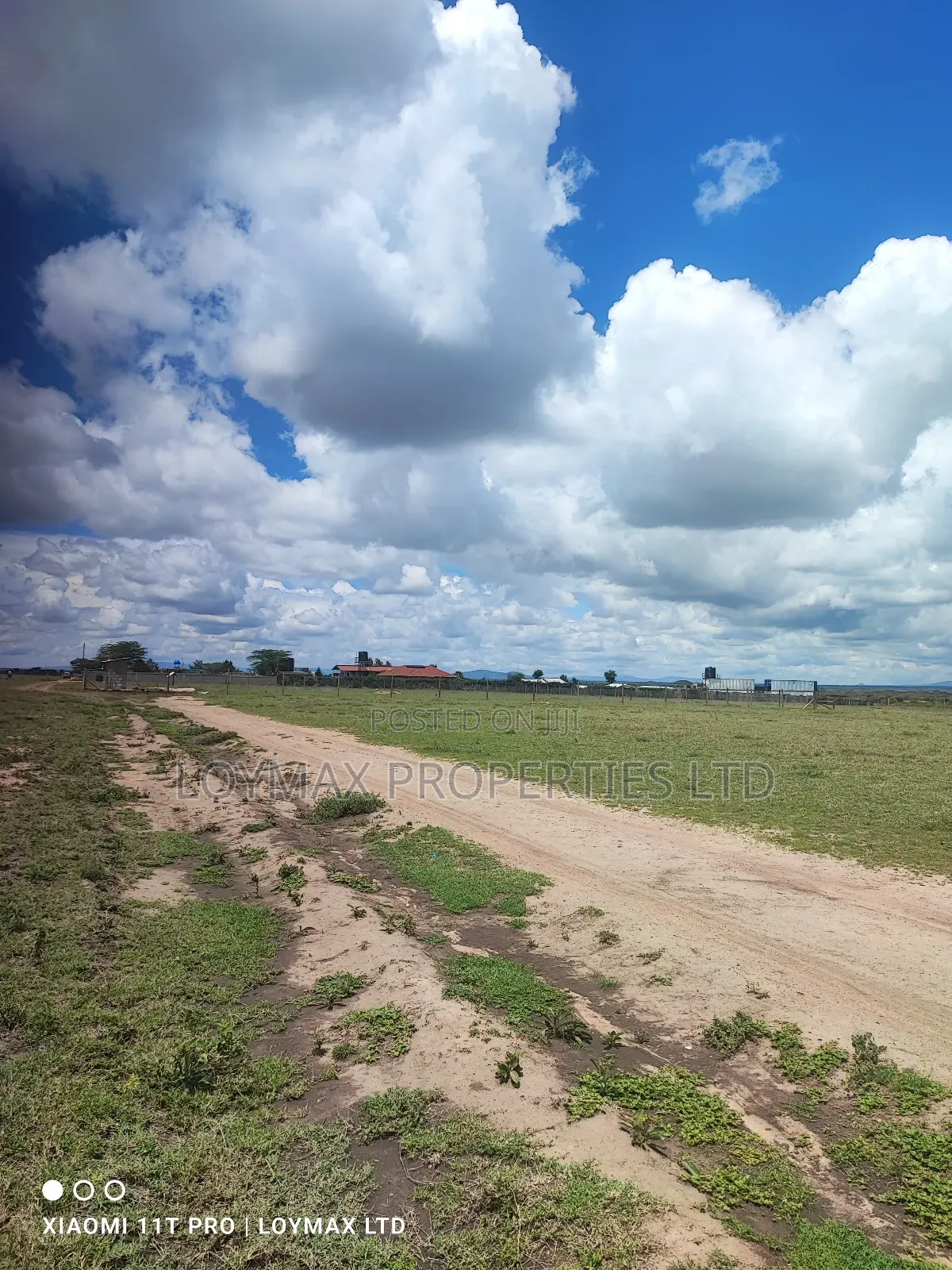 15 Acres Isinya Konza Road in Kitengela
